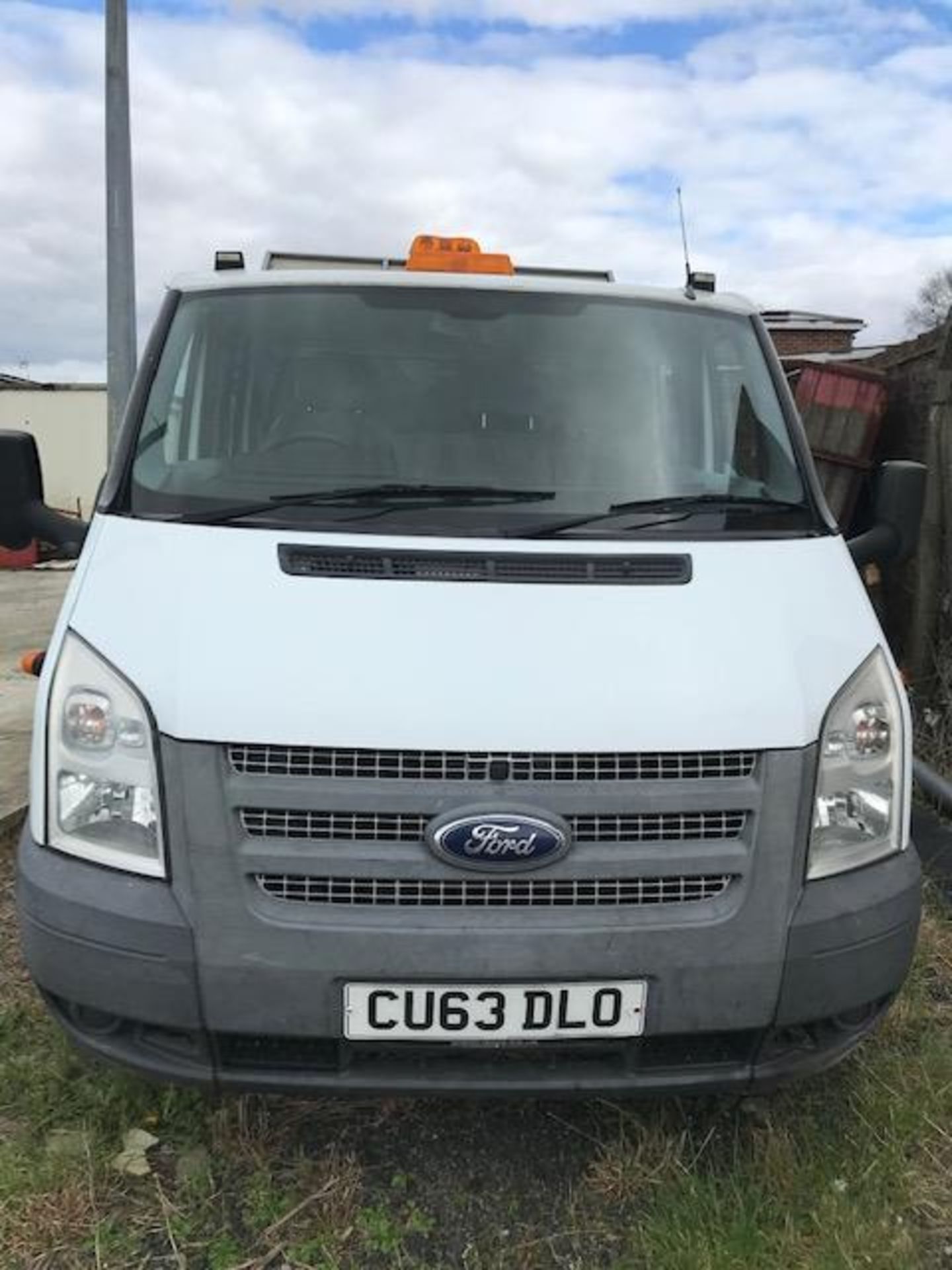 Ford Transit 2.2 TDCI (125PS) 350EF Double Cab Tipper - Image 3 of 12