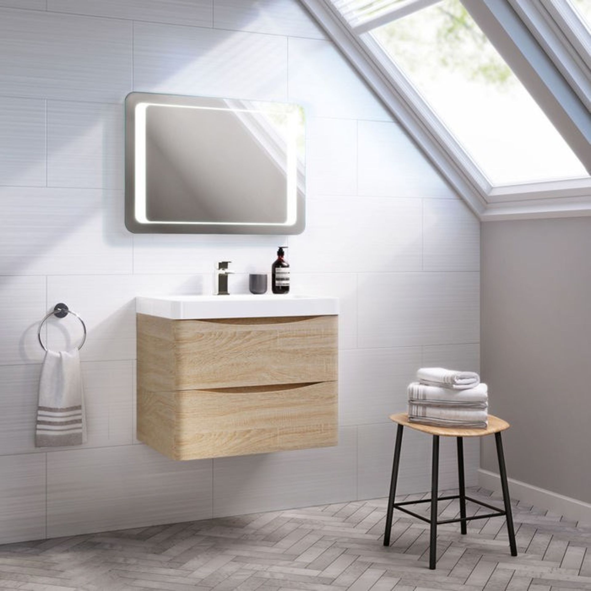 (HM32) 500x700mm Quasar Illuminated LED Mirror. RRP £349.99.Energy efficient LED lighting with... - Image 2 of 3