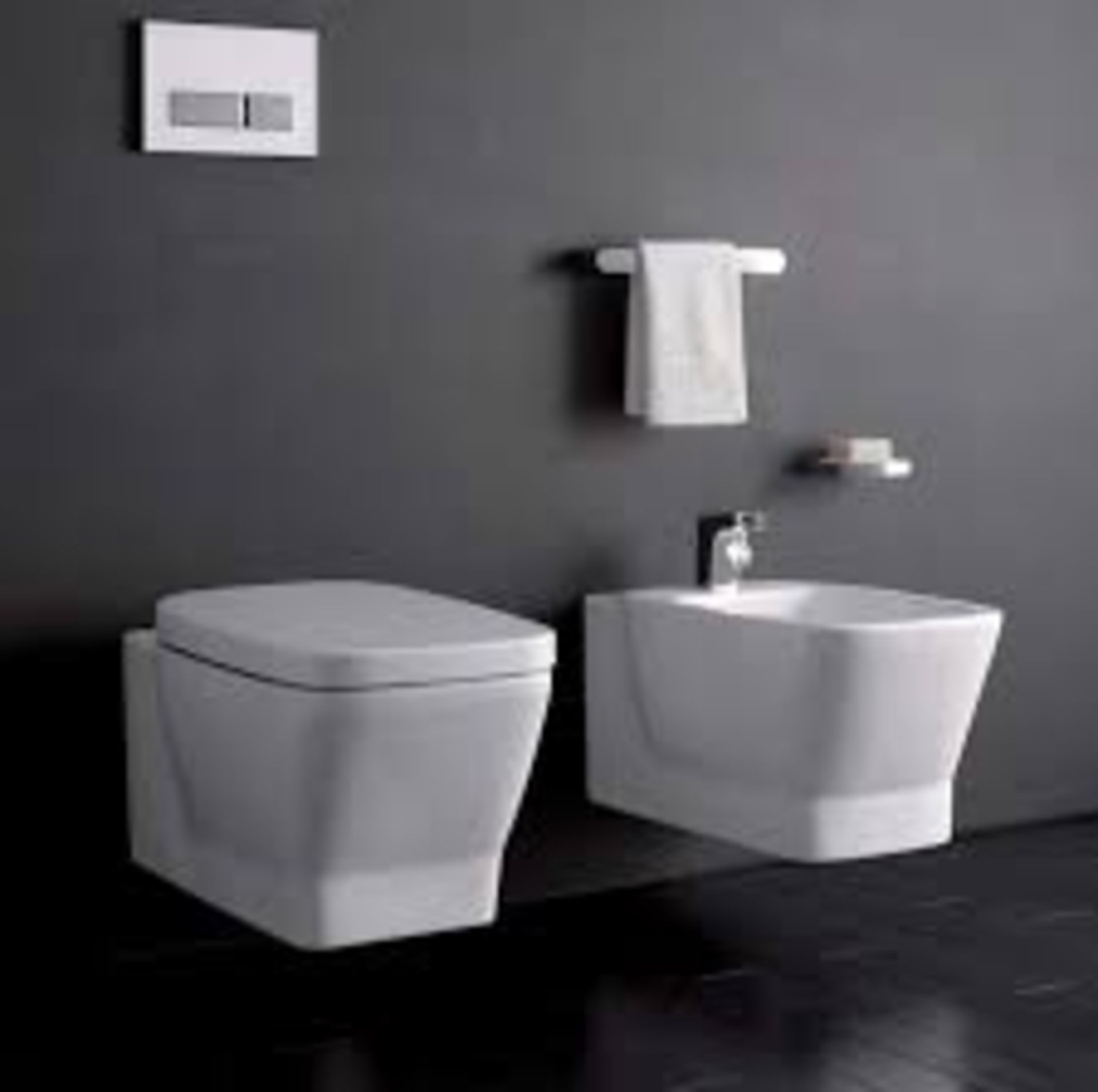(XL38) Silk 540mm Bidet. RRP £369.99. The Silk bathroom collection is packed with many thought...( - Image 5 of 5