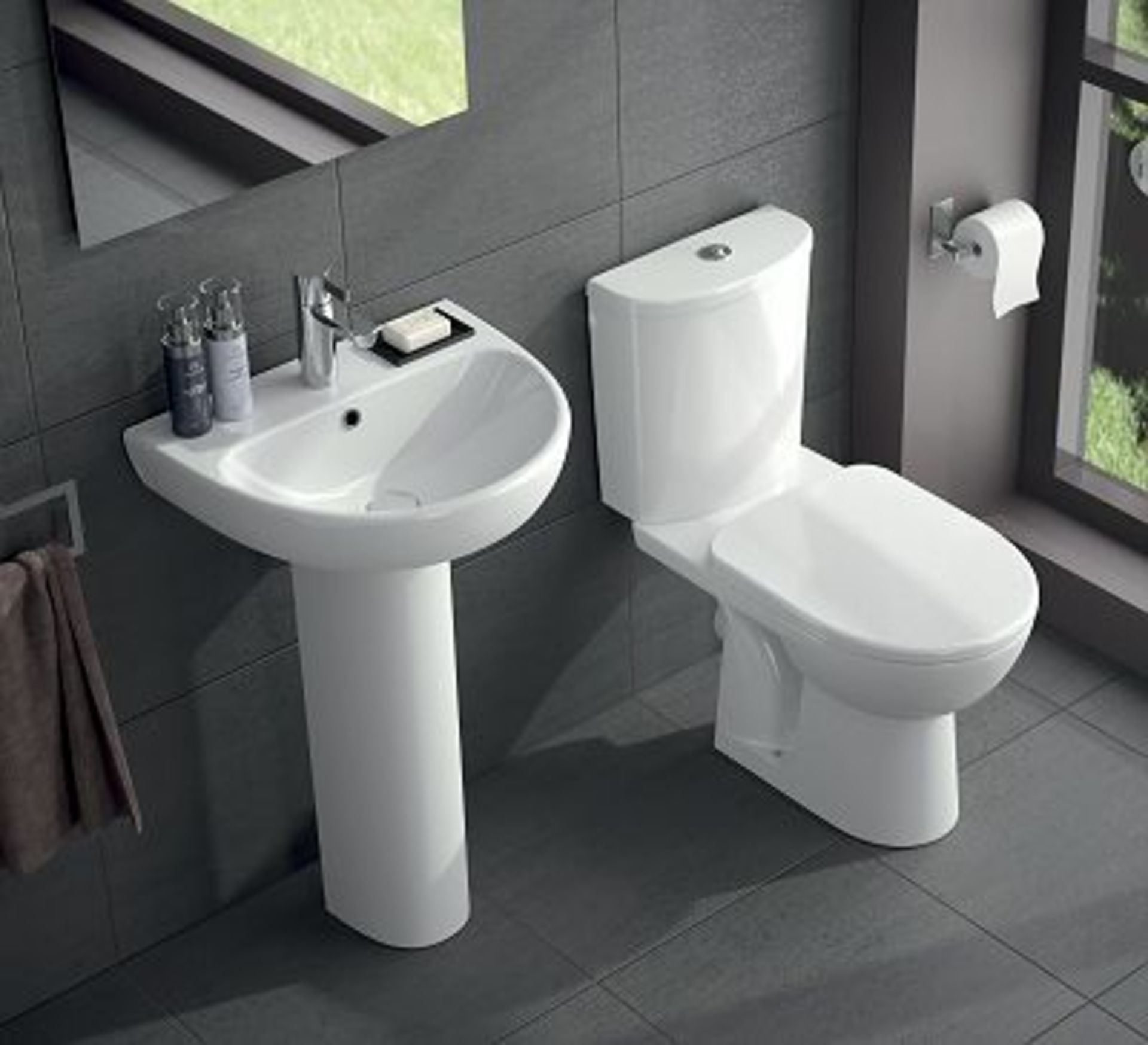 Twyford Fiji Round Close Coupled Toilet Pan. Constructed from Ceramic material for excellent du... - Image 3 of 3