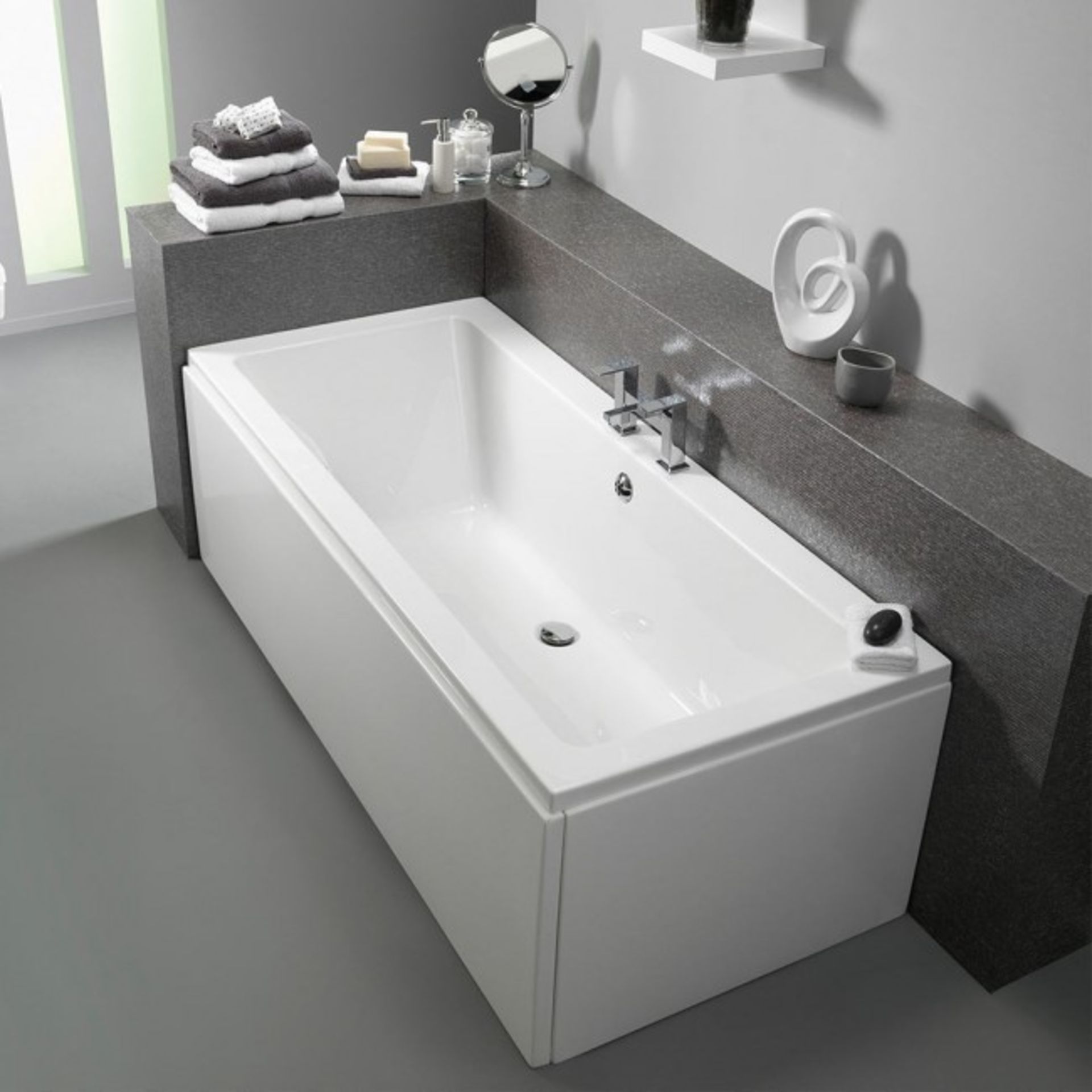 (PC2) 2000x900mm Keramag Deep Double Ended Bath. RRP £997.99. Our range of double ended baths...(