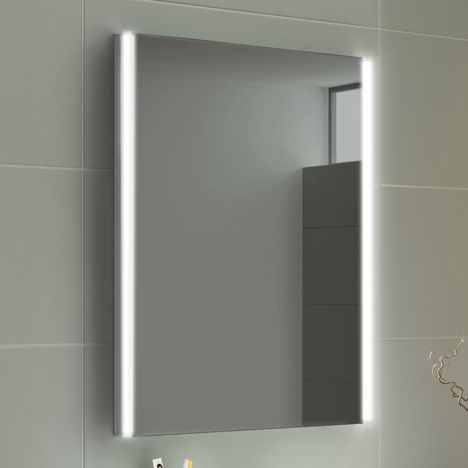 (Z106) 500x700mm Denver Illuminated LED Mirror - Battery Operated. RRP £399.99.Energy saving c...