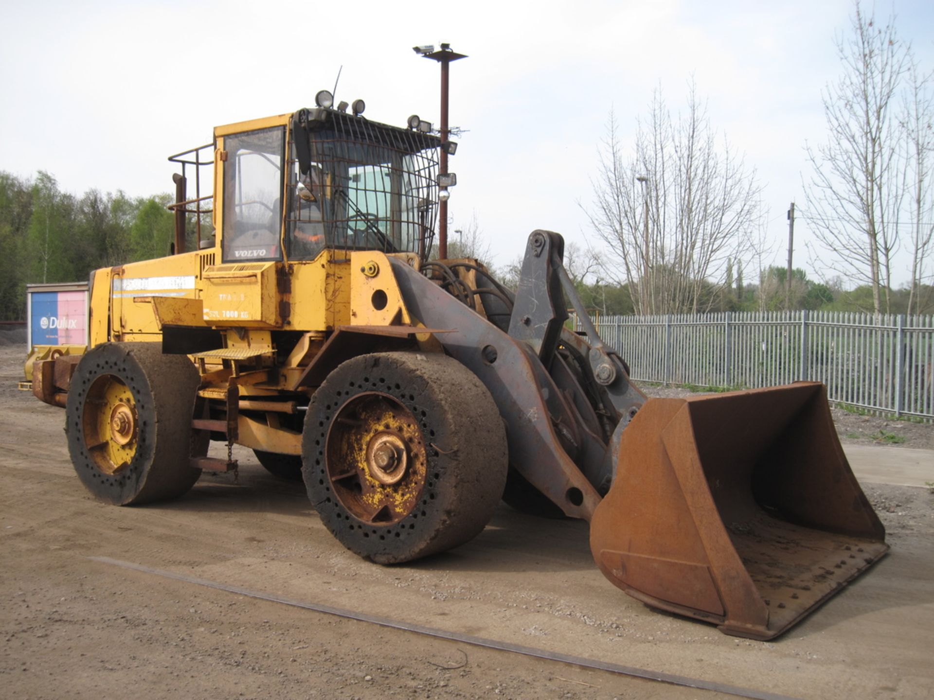 Volvo L90C Loading Shovel - Image 2 of 6