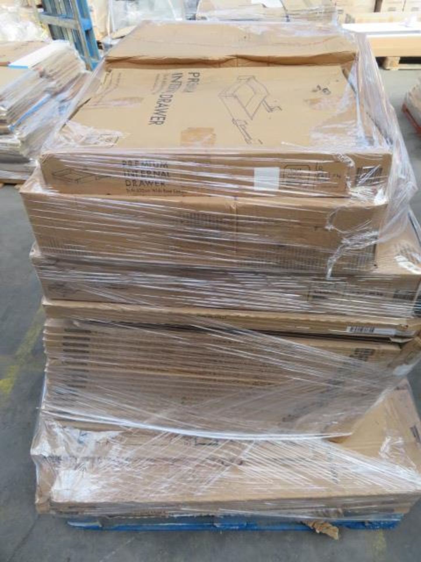 (U5) LARGE PALLET TO CONTAIN APPROX. 68 ITEMS OF KITCHEN STOCK TO INCLUDE: PREMIUM INTERNAL DRA... - Image 3 of 6