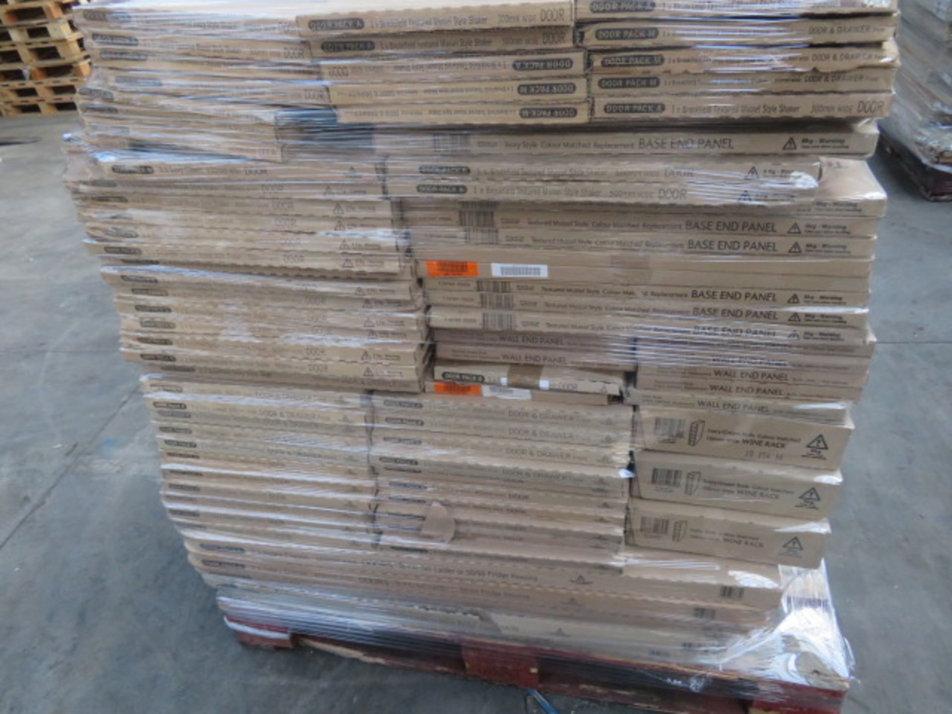 (U10) LARGE PALLET TO CONTAIN APPROX 67 ITEMS OF KITCHEN STOCK TO INCLUDE: SANDFORD IVORY STYL... - Image 5 of 5