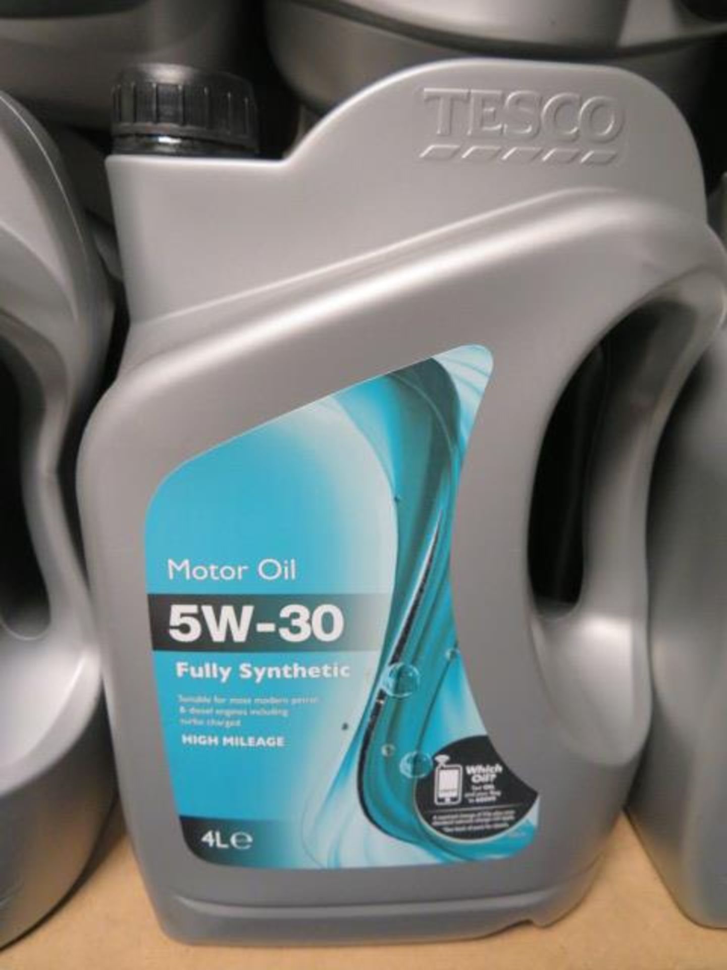 8 x TESCO 5W-30 4L FULLY SYNTHETIC OIL. SUITABLE FOR MOST MODERN PETROL & DIESEL ENGINES INCLUD... - Image 2 of 2