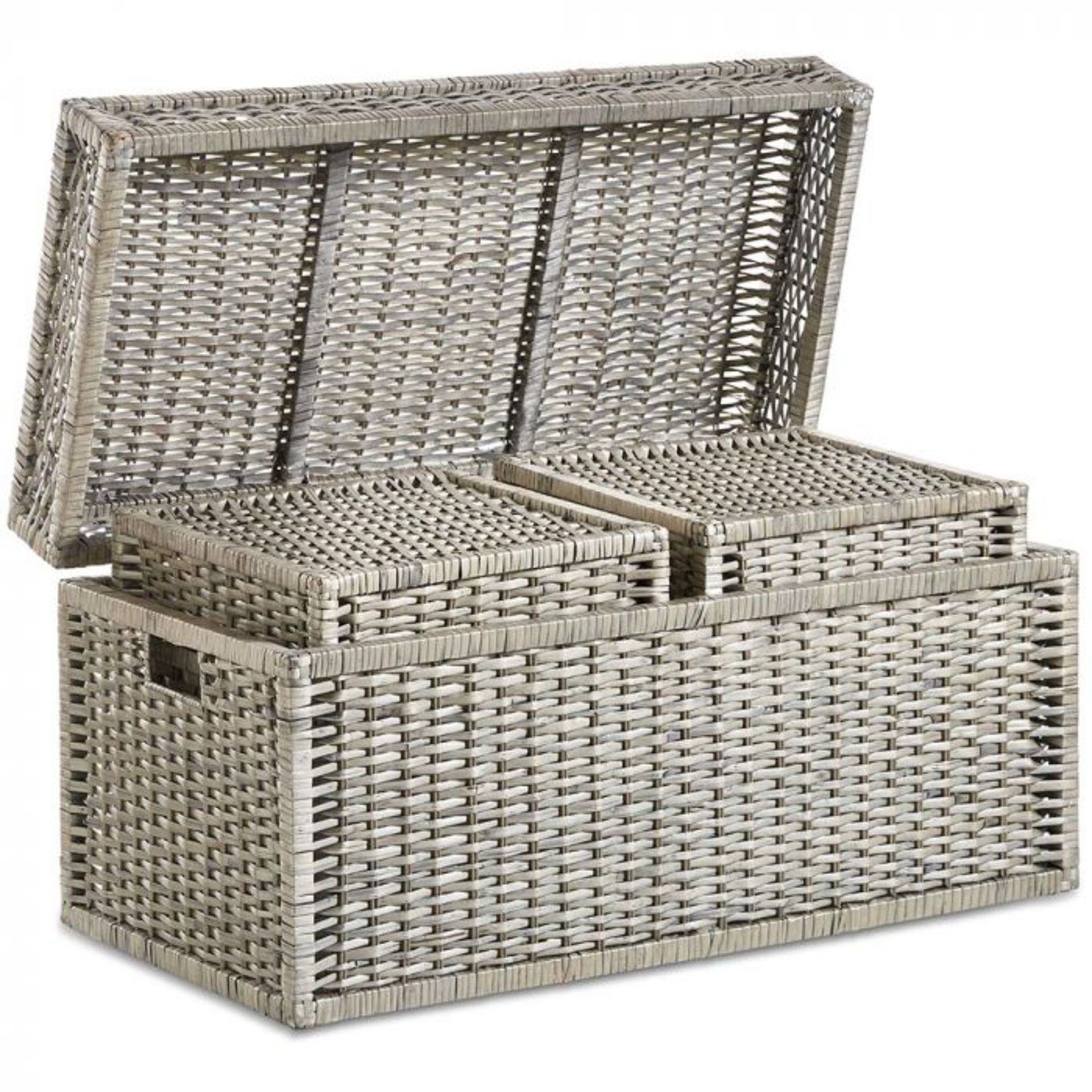 (S422) Set of 3 Large Wicker Storage Trunks Multi-purpose – three classically stylish multi-... - Image 4 of 4