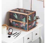 (K25) Large Jungle Print Makeup Case Beautiful jungle design and soft velvet lining Large 3 t...