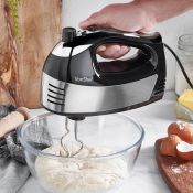 (S62) 400W Black Hand Mixer Powerful 400W motor lets you whisk, mix and knead effortlessly I...