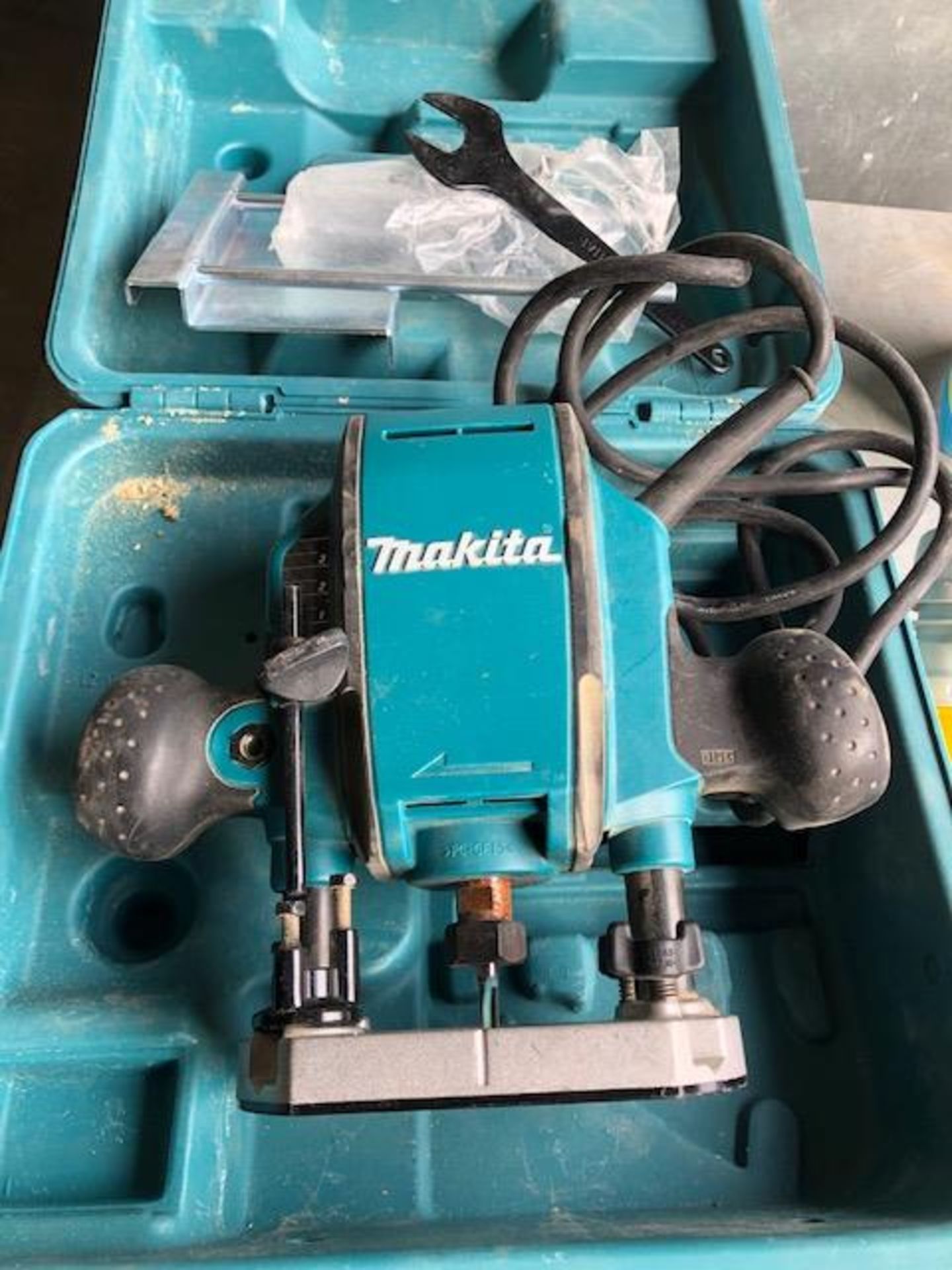 Makita 110V Rp0900 Router