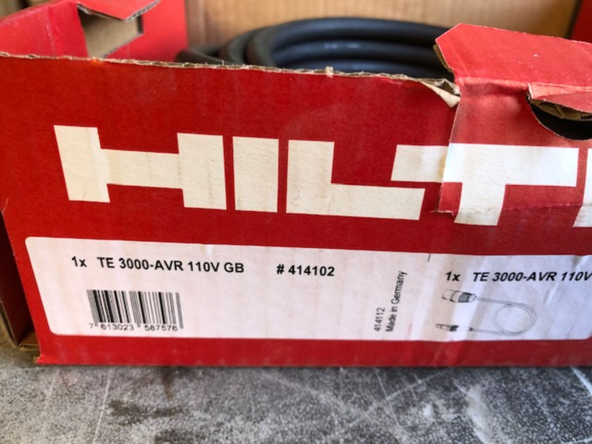 2 x brand new Hilti 3000-avr 110v supply cords - Image 2 of 2