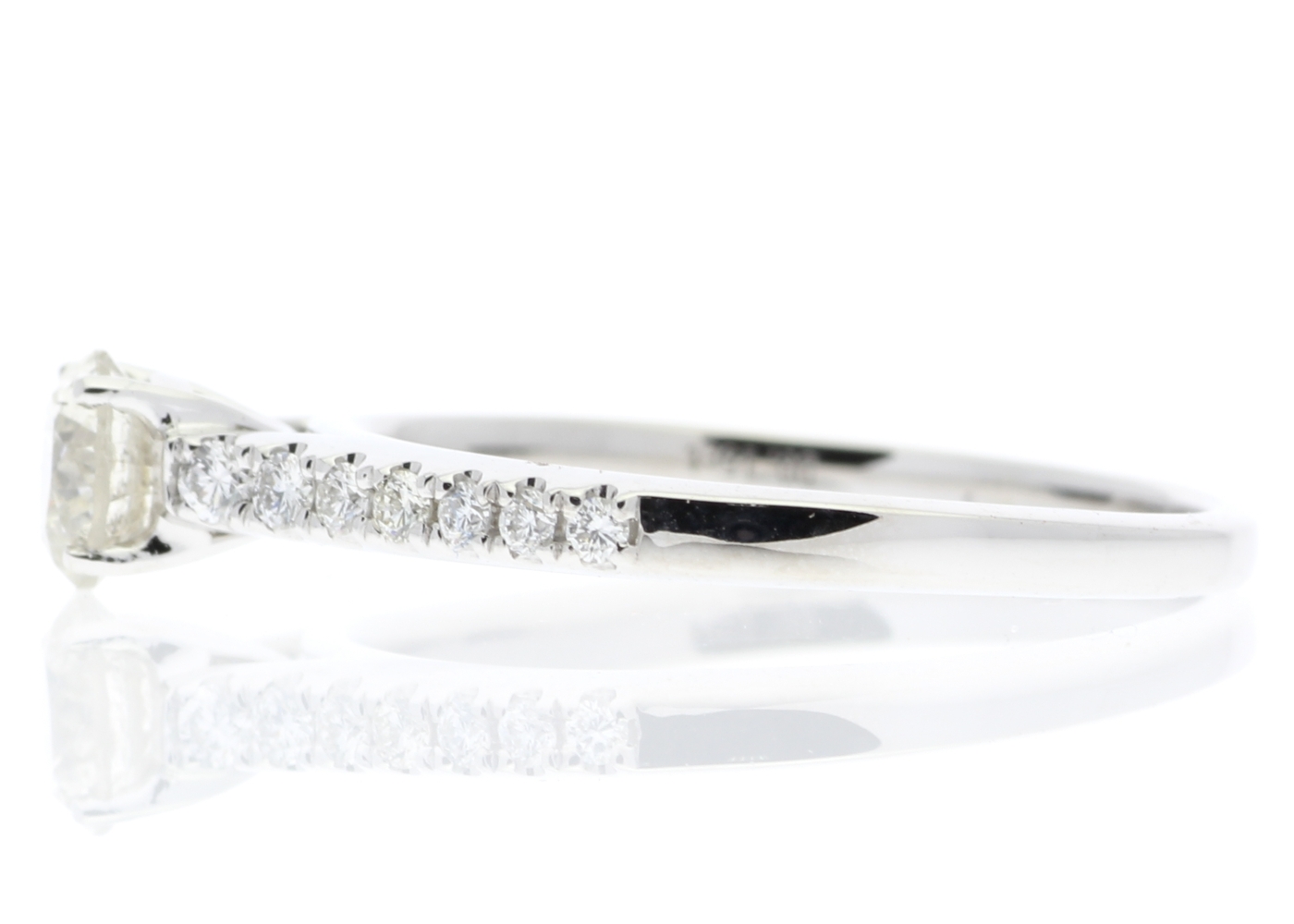 18ct White Gold Single Stone Claw Set With Stone Set Shoulders Diamond Ring (0.46) 0.61 Carats - Image 3 of 5