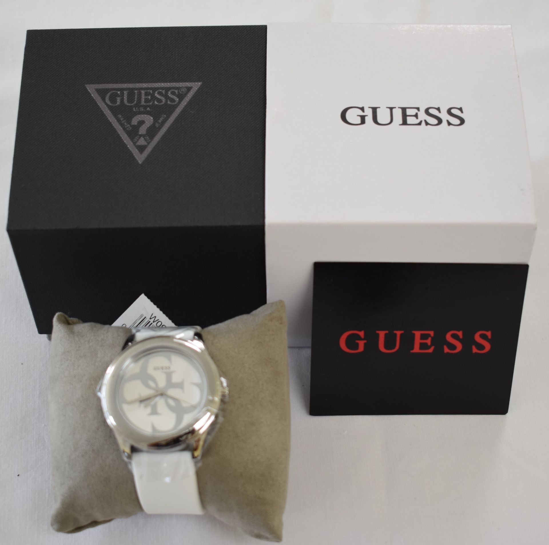 Guess W0911L1 Ladies Watch