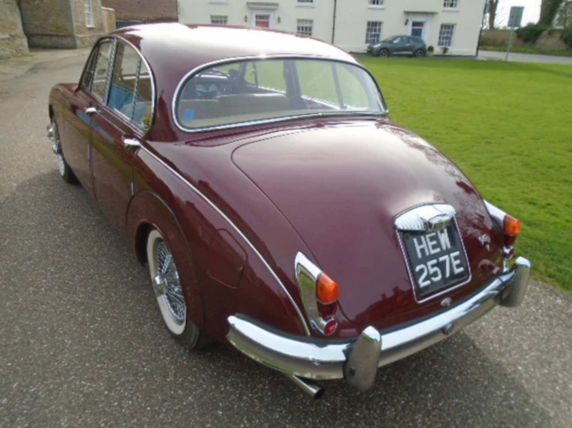 1967 Daimler 250 V8 Saloon - Image 5 of 6