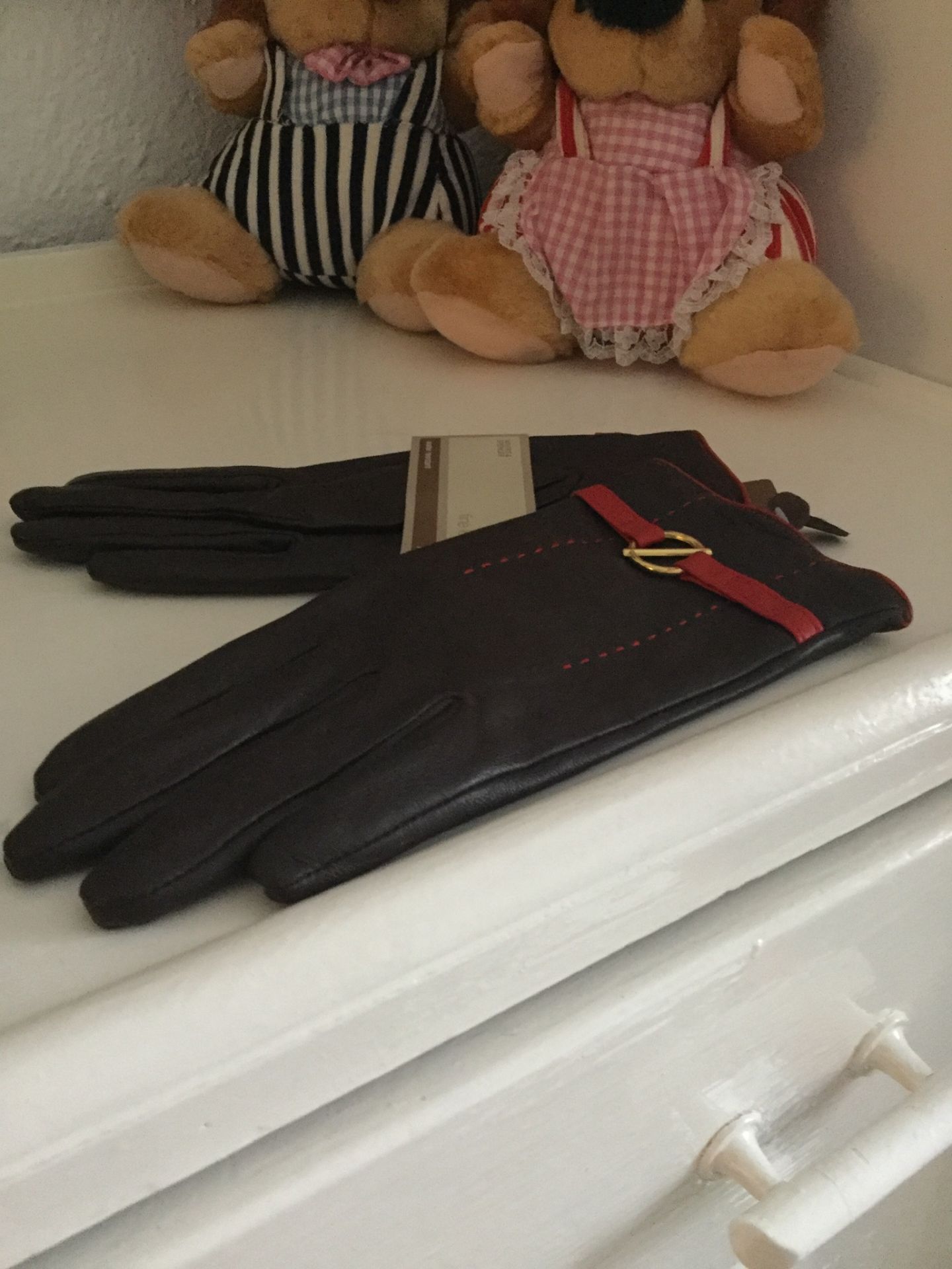 Ladies Luxury Leather Gloves BNWT - Image 3 of 5