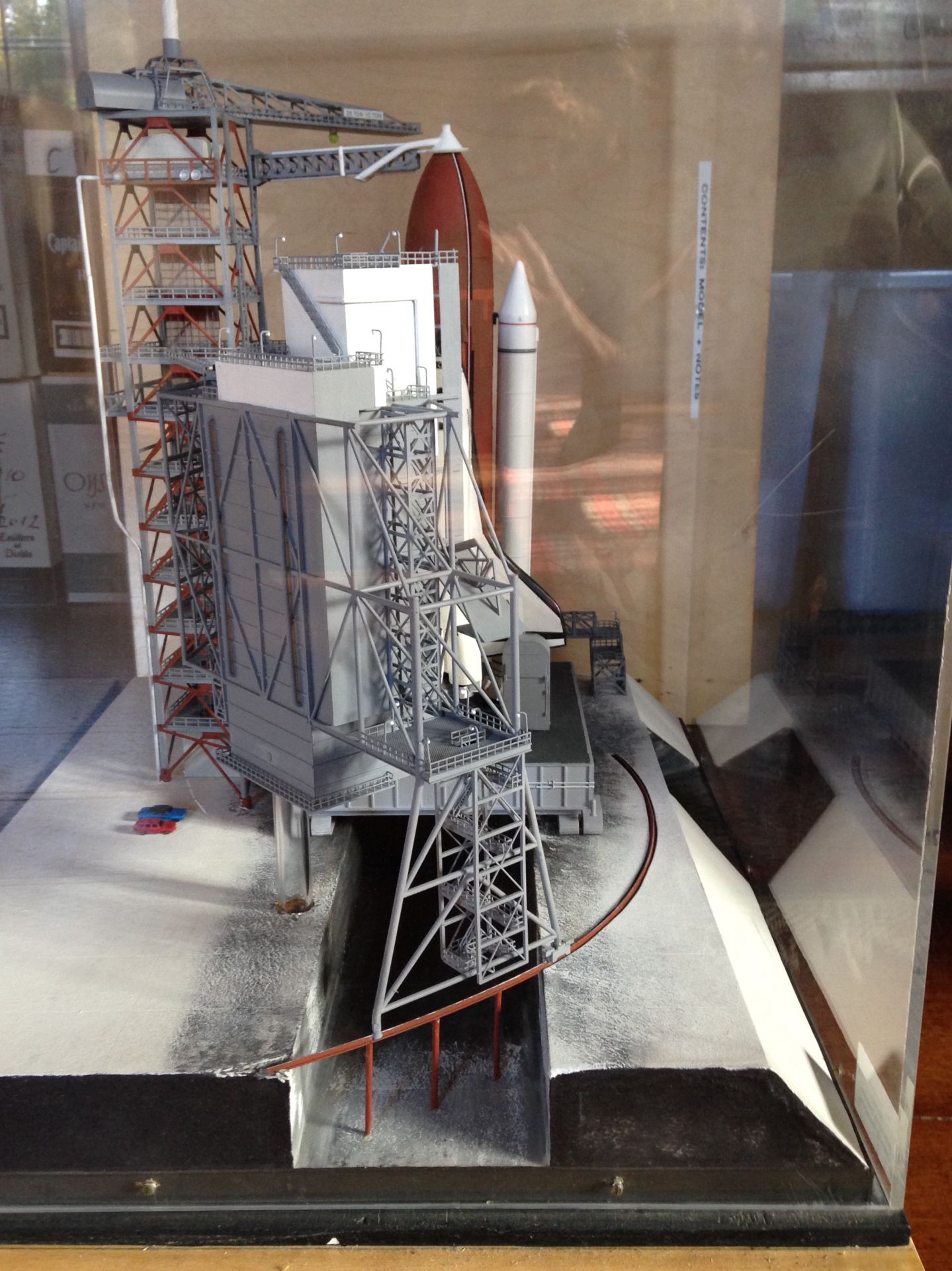 Scale model of the space shuttle