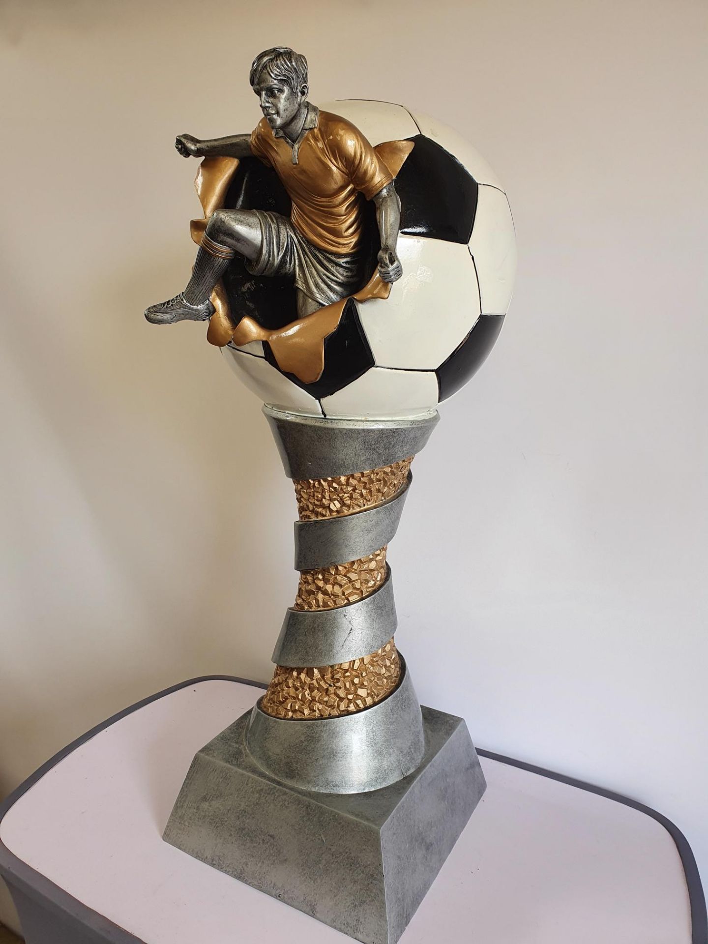 World Cup Trophy - Image 3 of 5