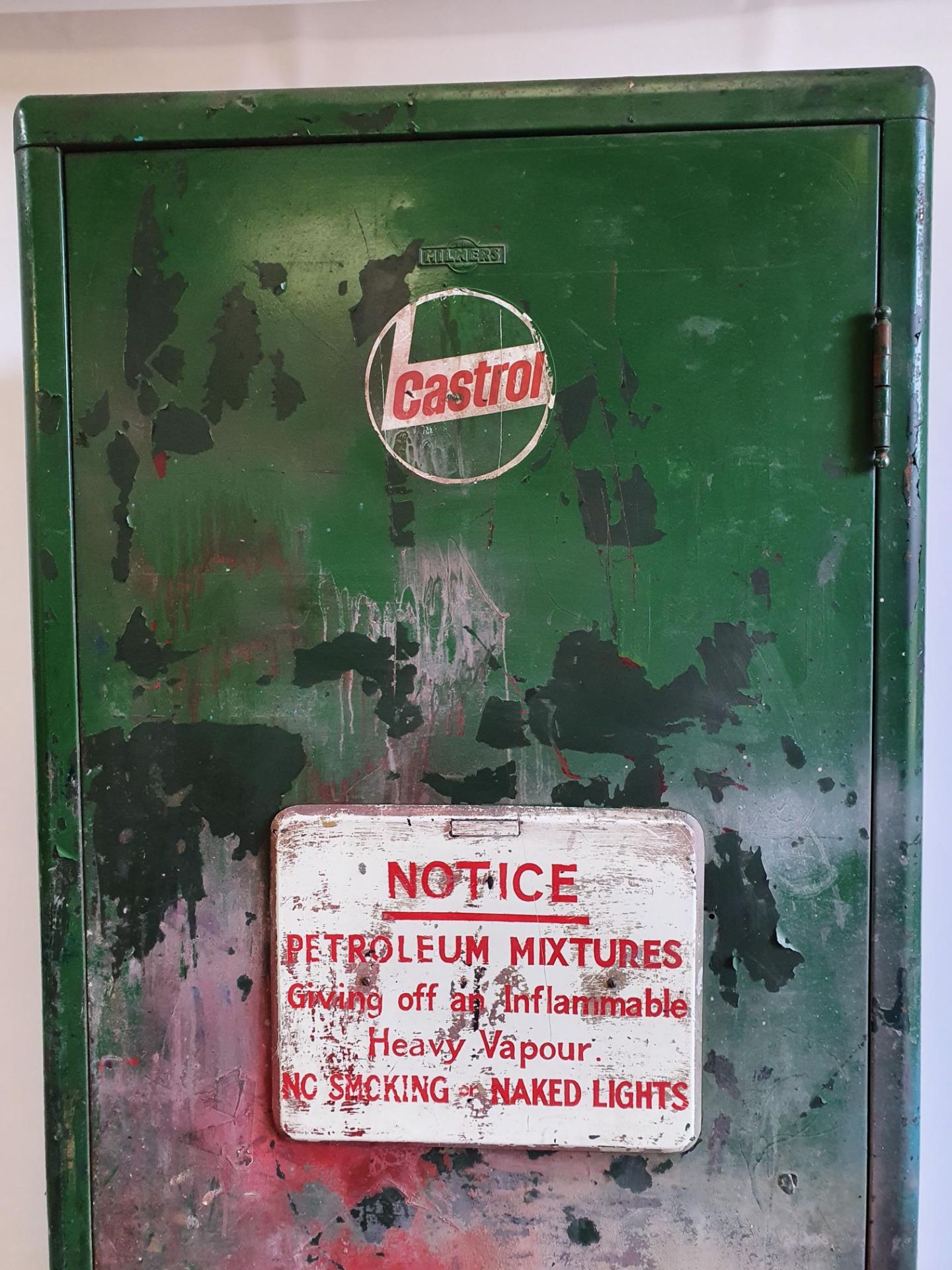 Vintage Castrol Oil Cabinet - Image 4 of 6