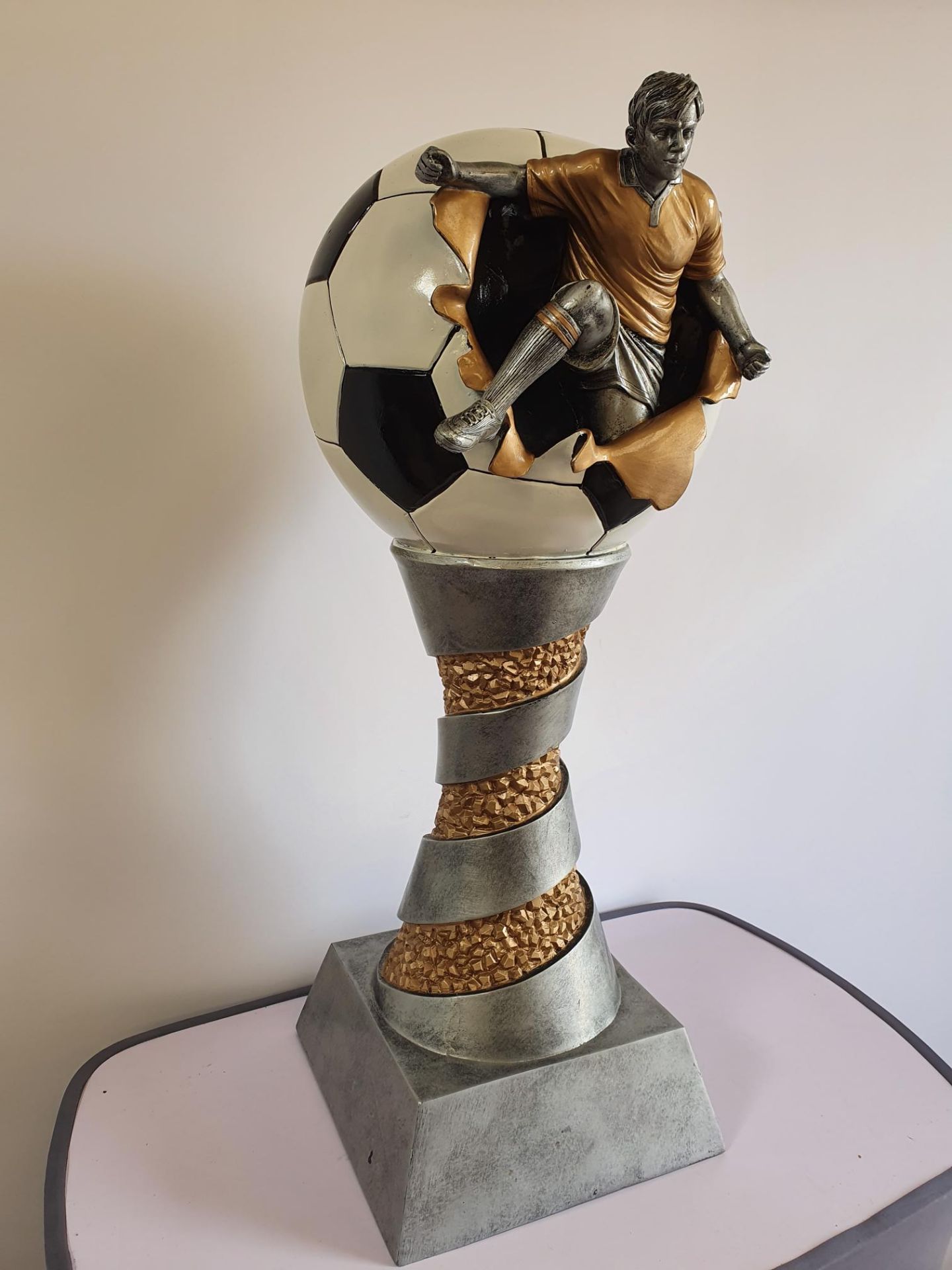 World Cup Trophy - Image 2 of 5