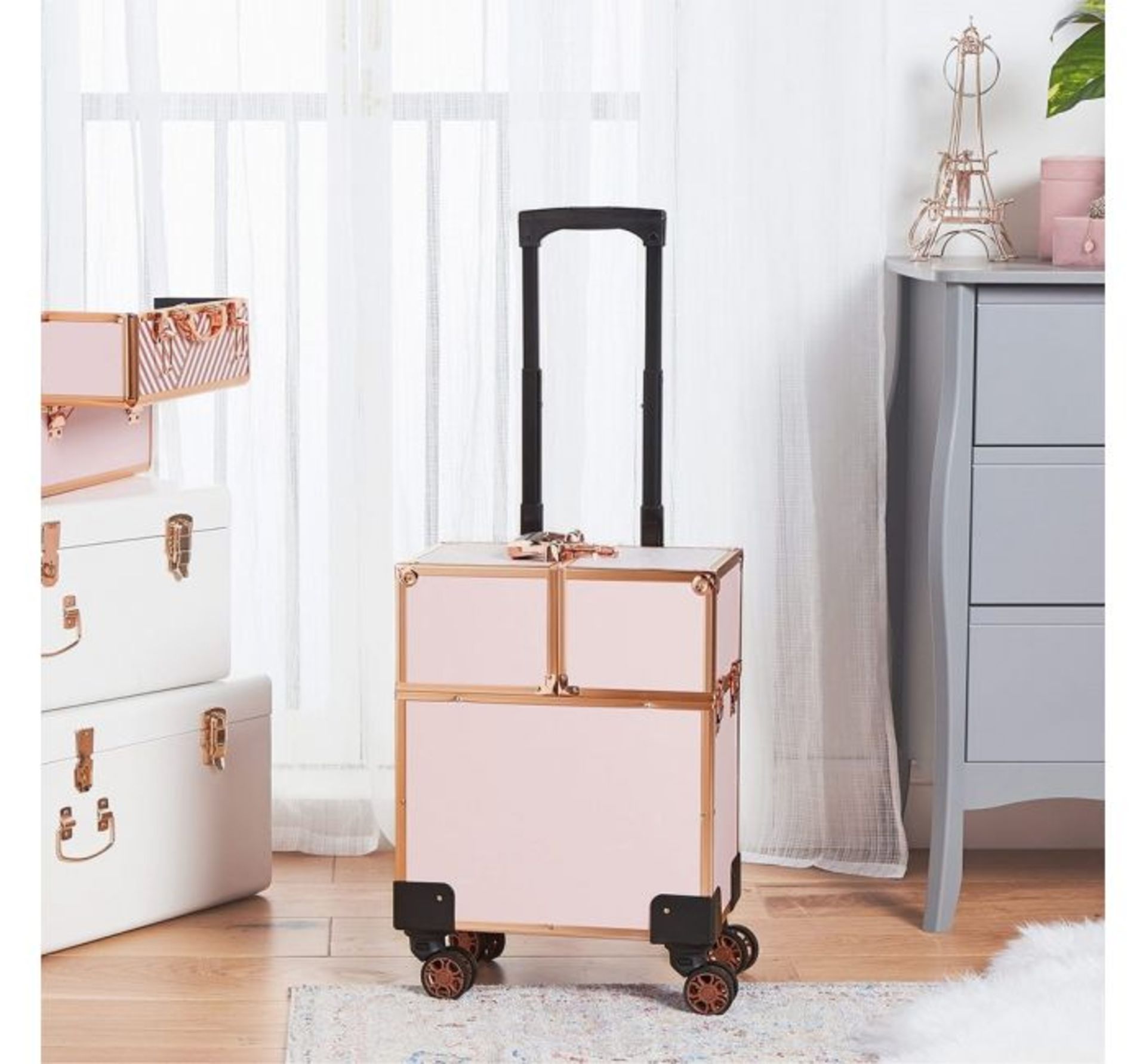 (D4) Beauty Trolley Extending suitcase-style handle for comfortable, easy transportation (88cm... - Image 5 of 6