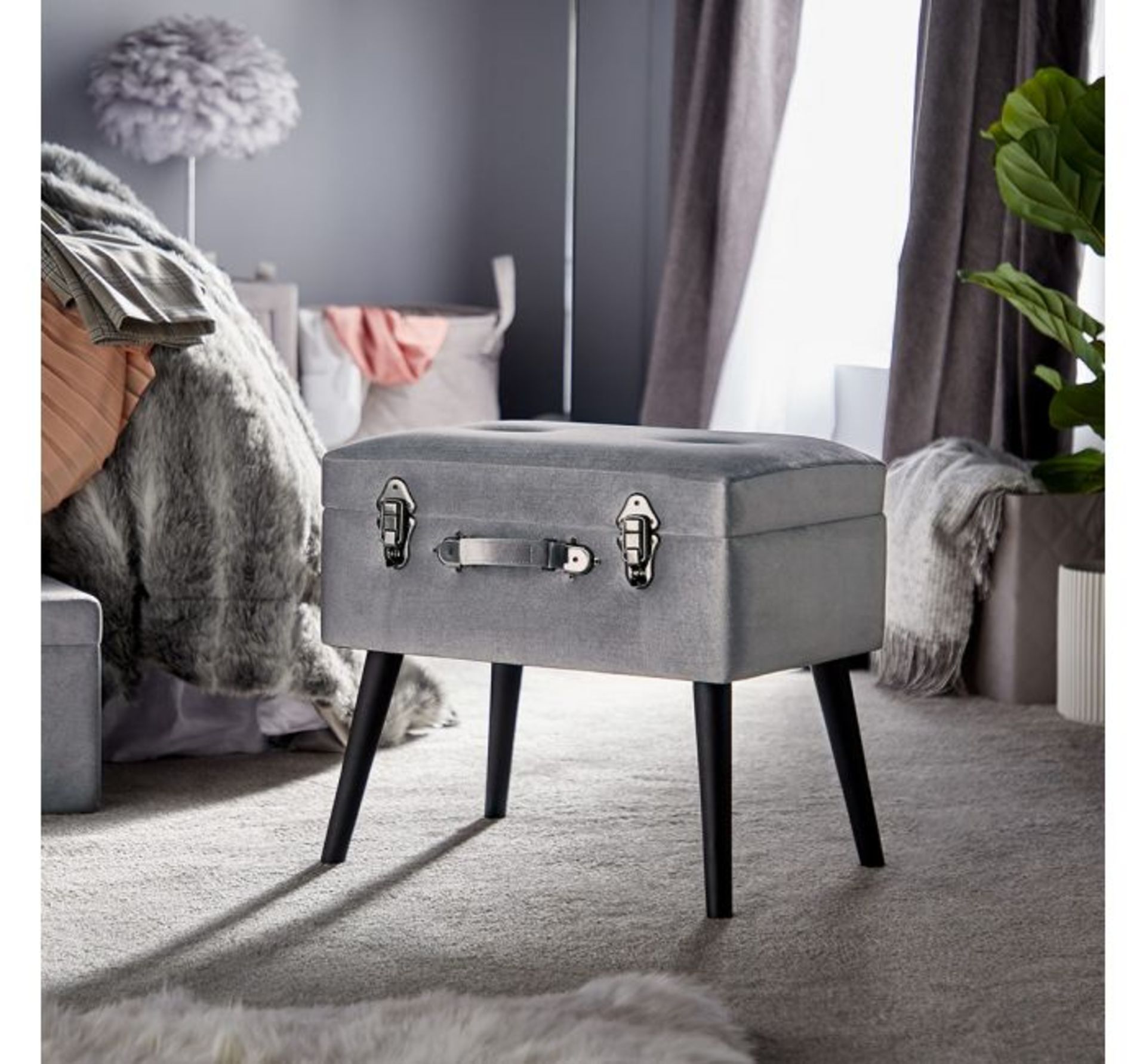 (NN130) Silver Storage Trunk Stool This shimmery velvet storage stool with black MDF legs and ...