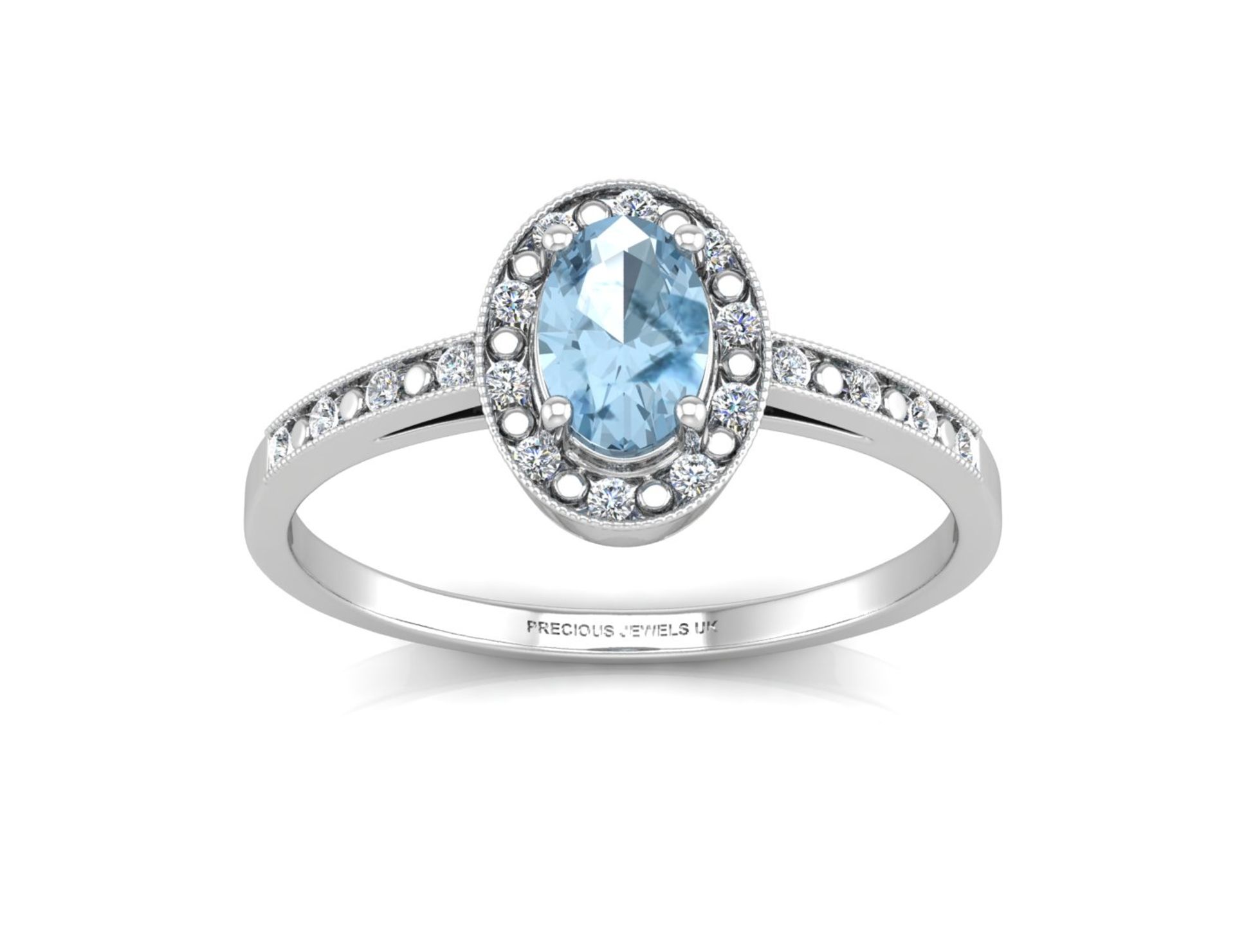 9ct White Gold Oval Cluster Diamond And Blue Topaz Ring 0.09 Carats - Image 3 of 4