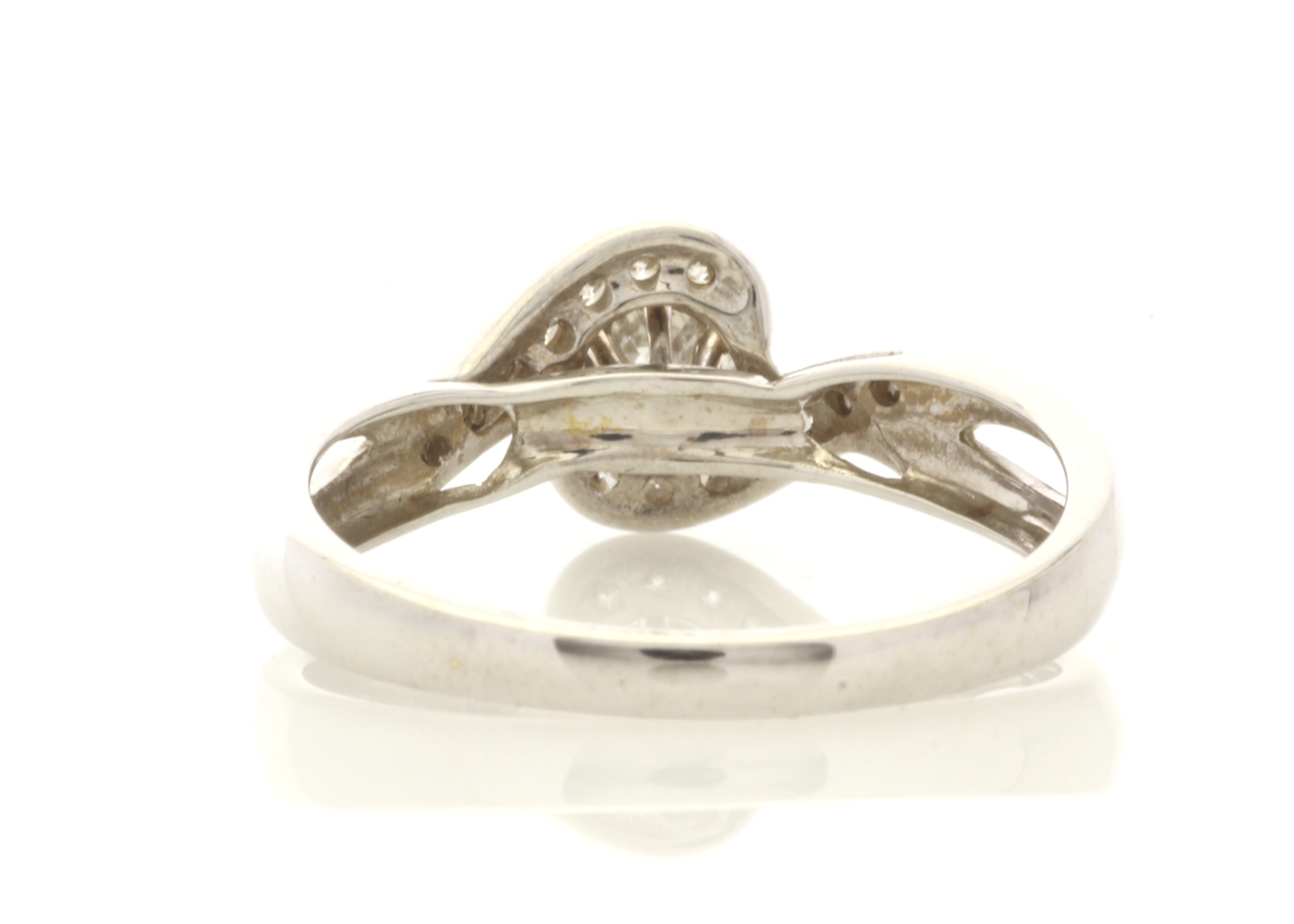 18ct White Gold Single Stone Prong Set With Stone Set Shoulders Diamond Ring 0.61 Carats - Image 3 of 5