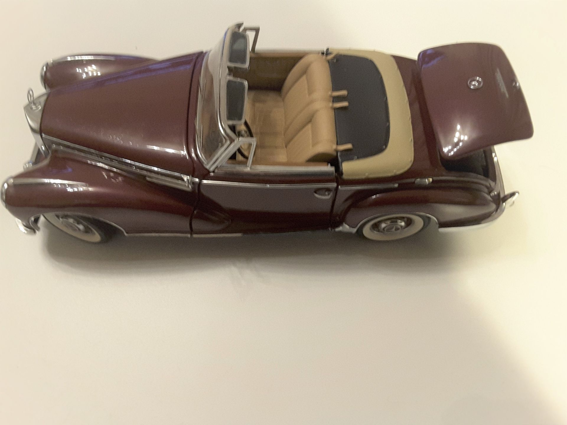 Franklin Mint Diecast 1957 Mercedes 300 Sc - Image 4 of 8