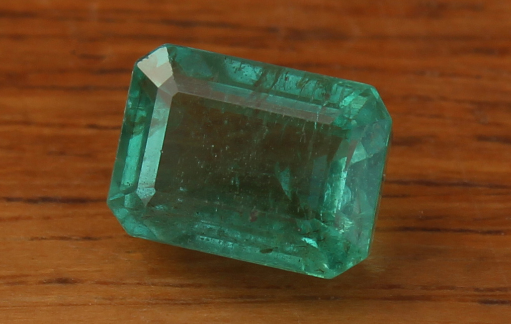 2.22 Ct Emerald - Image 2 of 5