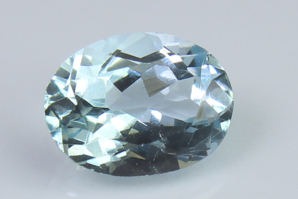 1.27 Ct Aquamarine - Image 3 of 5