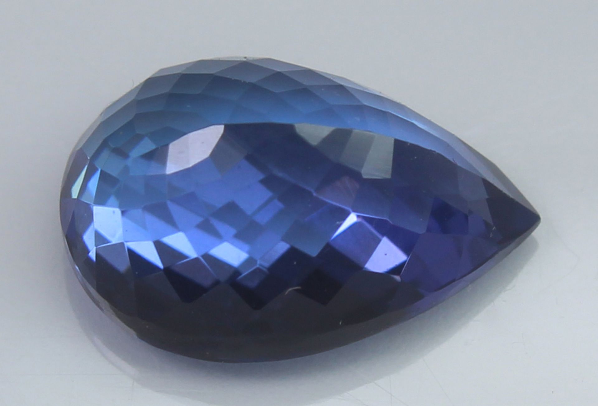 3.96 Ct Tanzanite - Image 5 of 6