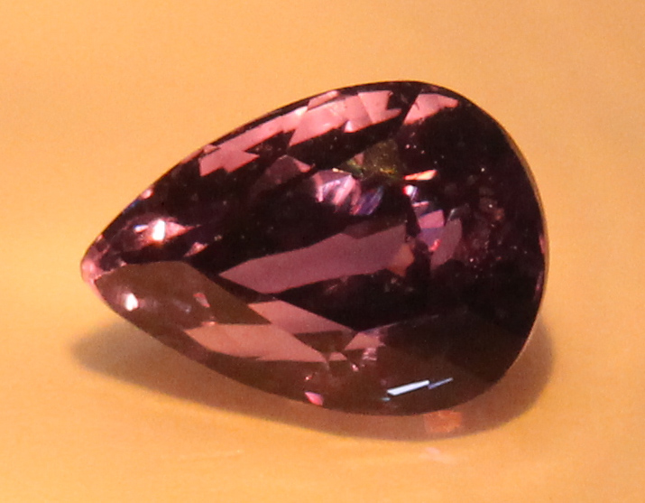 1.06 Ct Violet Sapphire, untreated, Color Change Effect - Image 4 of 5