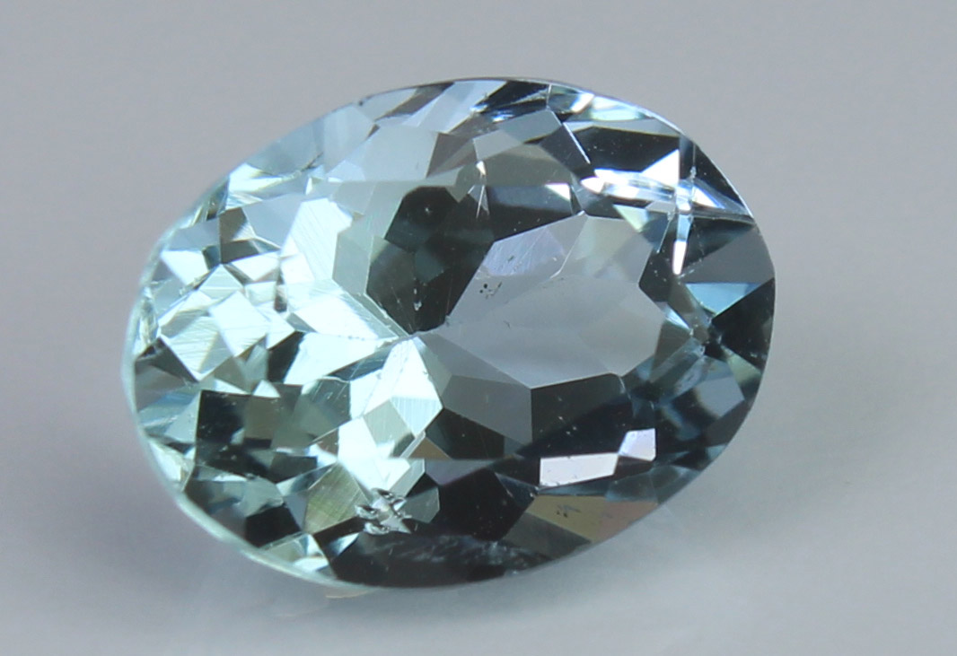 1.75 Ct Aquamarine - Image 3 of 4