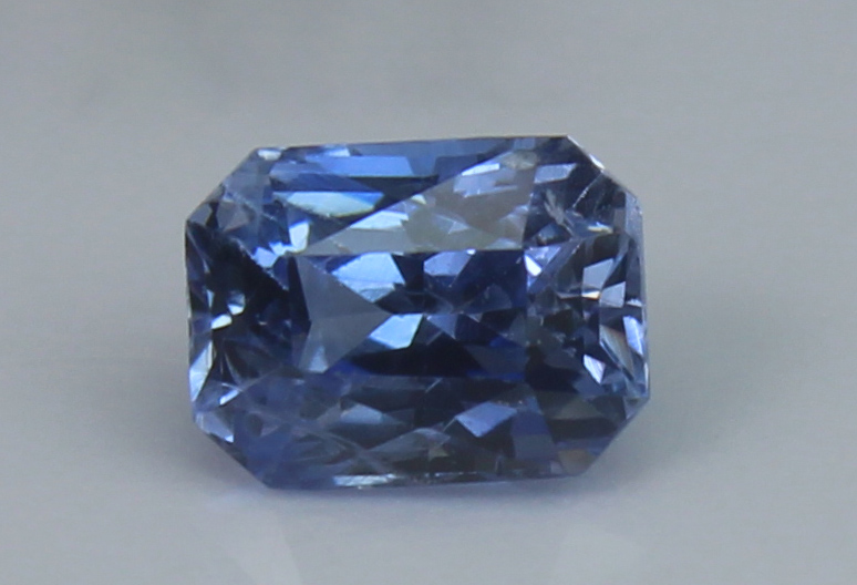 1.06 Ct Blue Sapphire