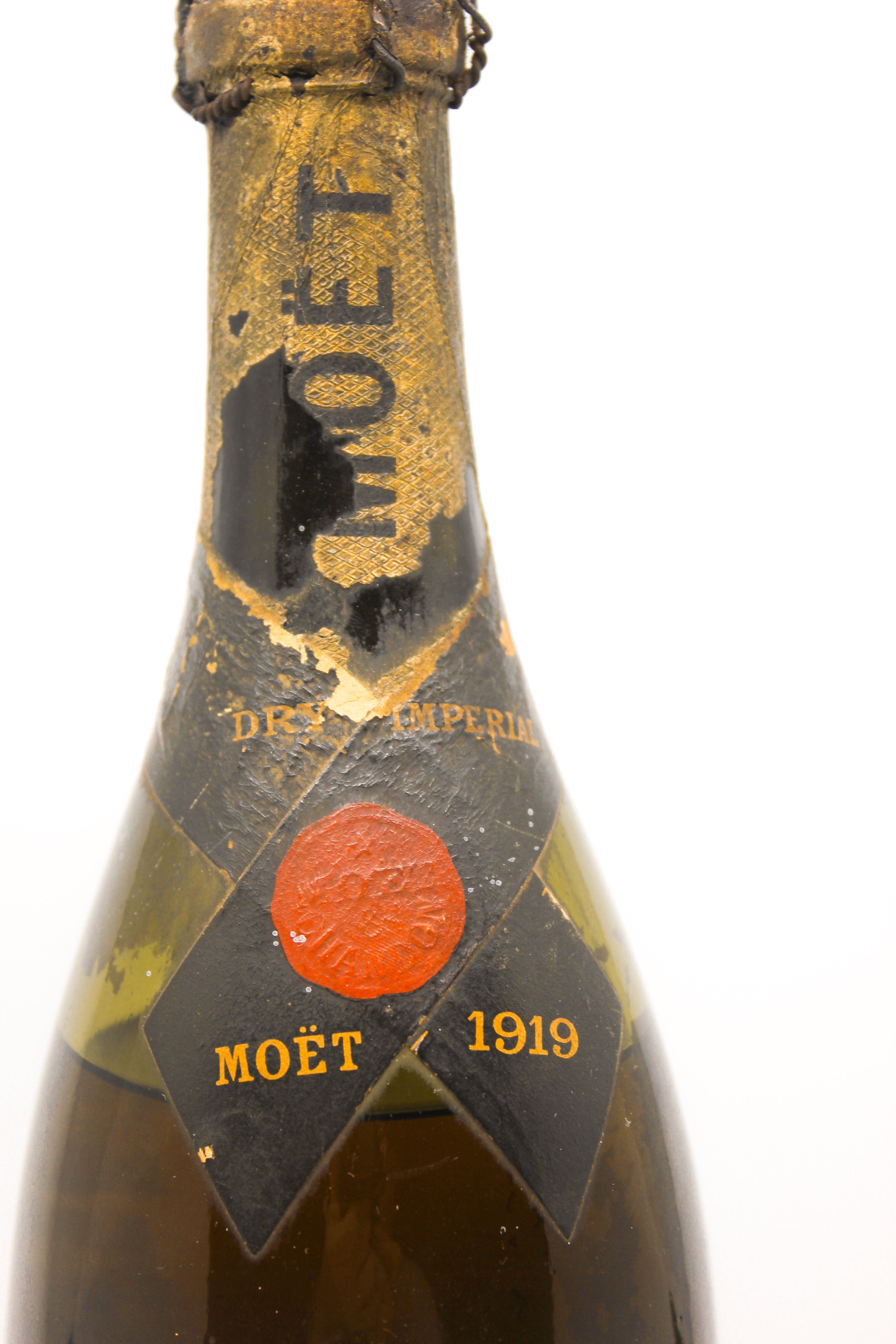 1919 Moët & Chandon Dry Imperial, Extremely Rare, Highly Collectible - Image 5 of 7