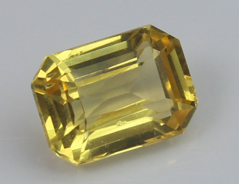 1.03 Ct Yellow Sapphire - Image 4 of 6