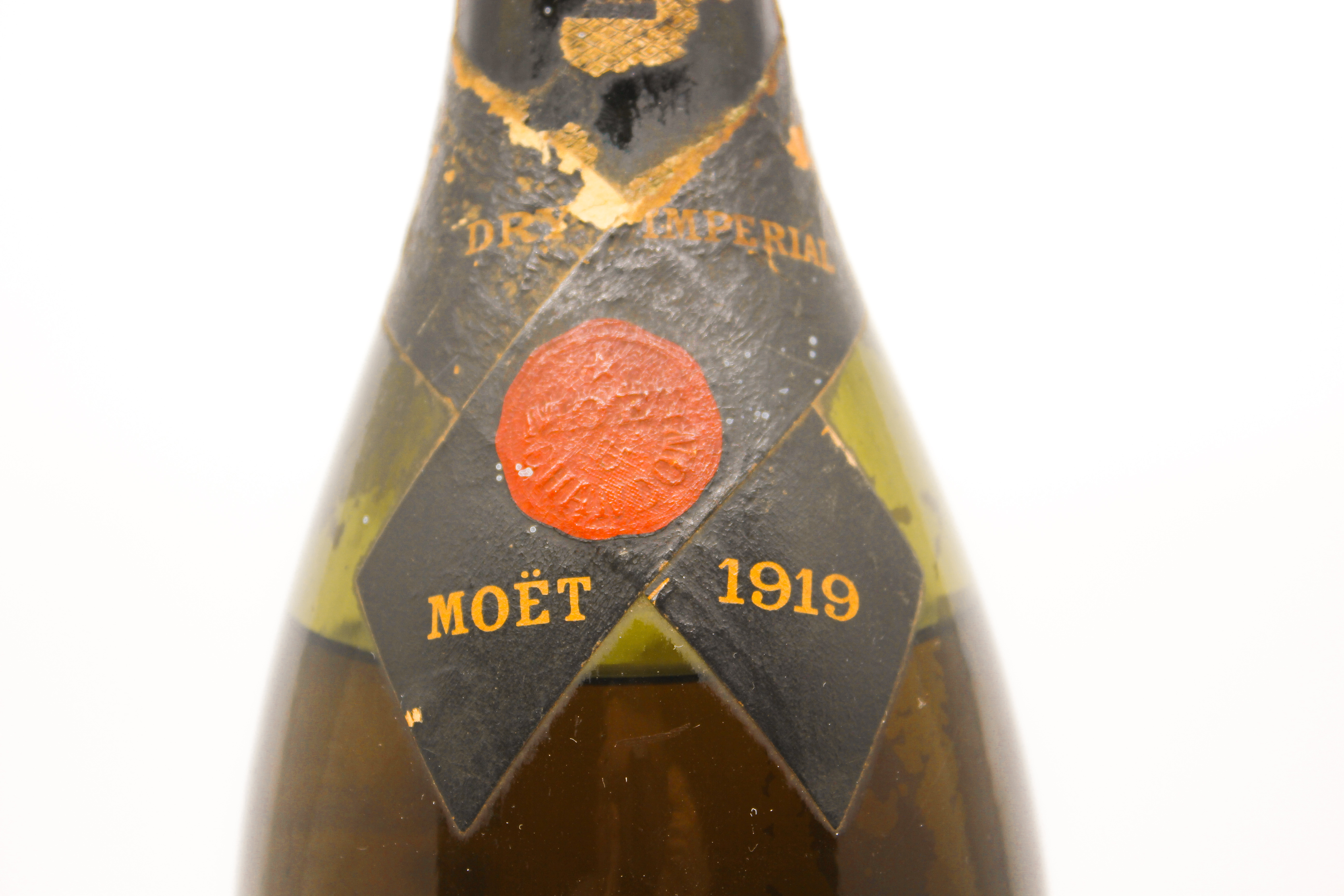 1919 Moët & Chandon Dry Imperial, Extremely Rare, Highly Collectible - Image 4 of 7