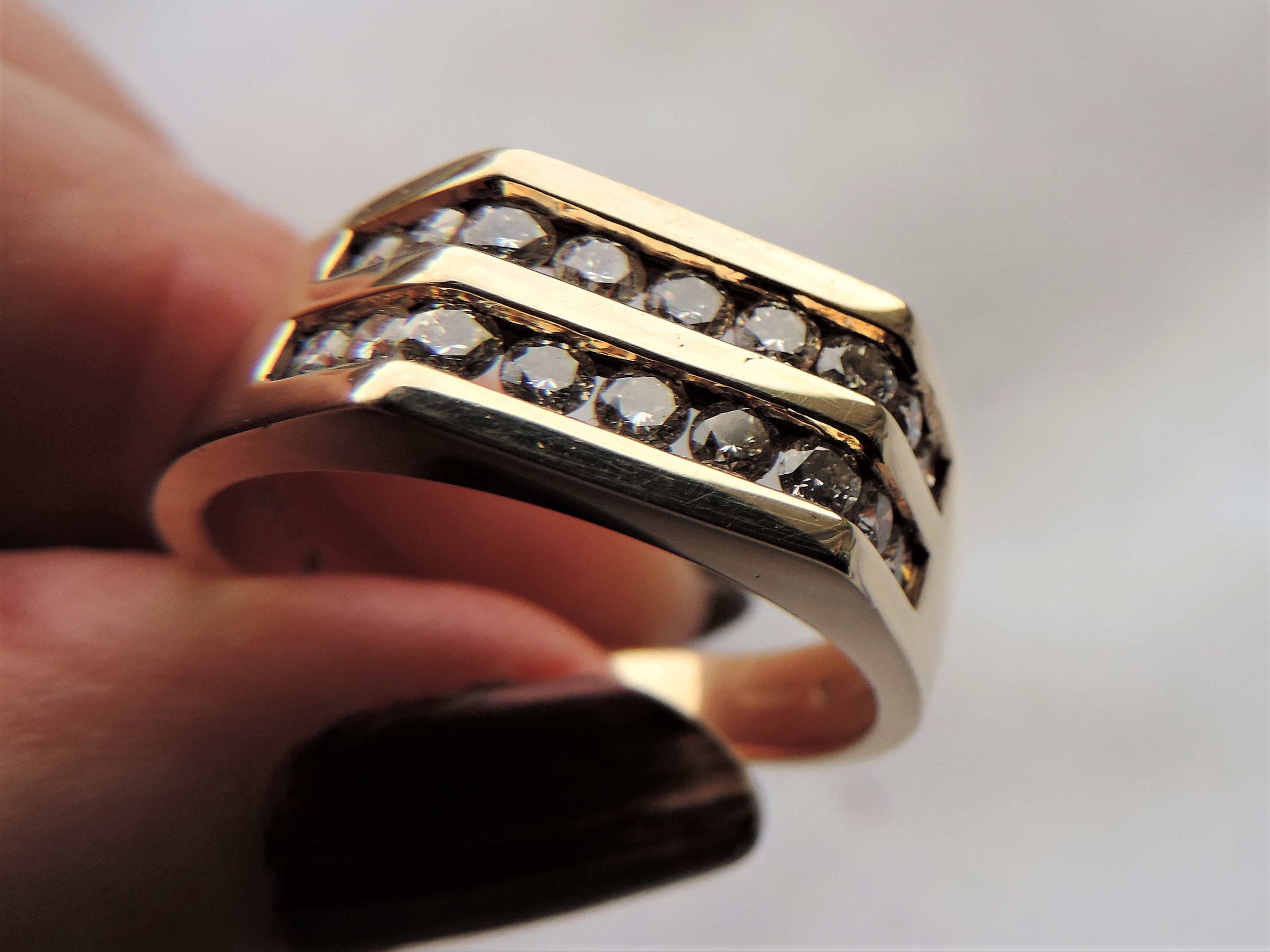 Gents 9Ct Gold Diamond Signet Ring 1Carat Diamonds Size Y - Image 7 of 7