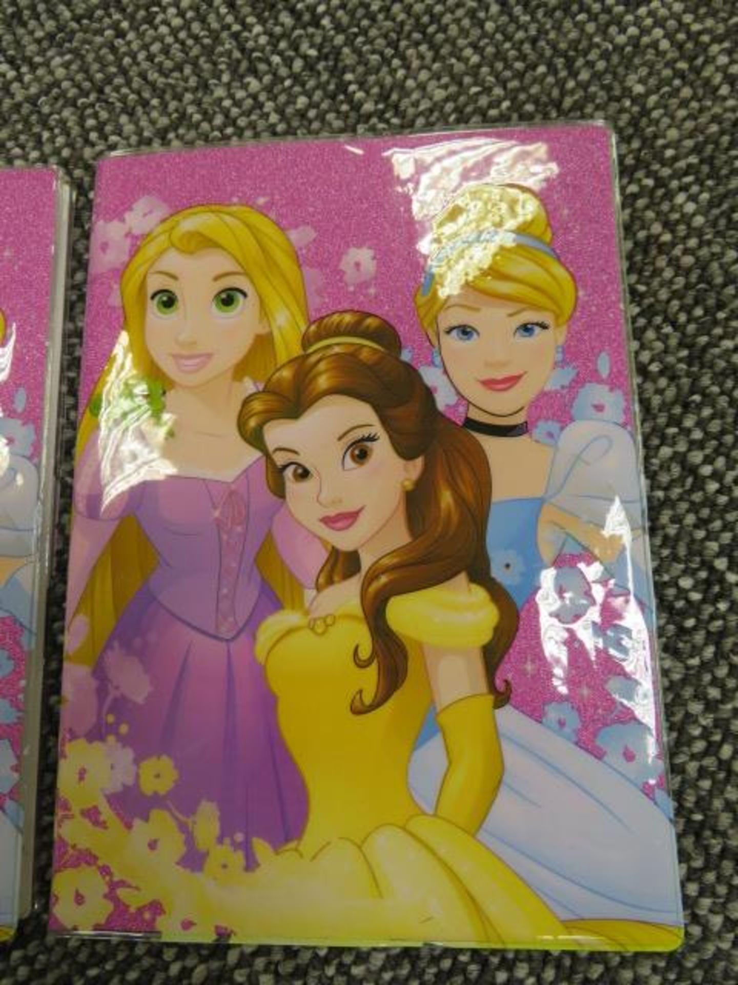 (256) PALLET TO CONTAIN 360 X BRAND NEW DISNEY PRINCESS THEMED PINK A5 GLITTER NOTEBOOK. RRP £... - Image 2 of 5
