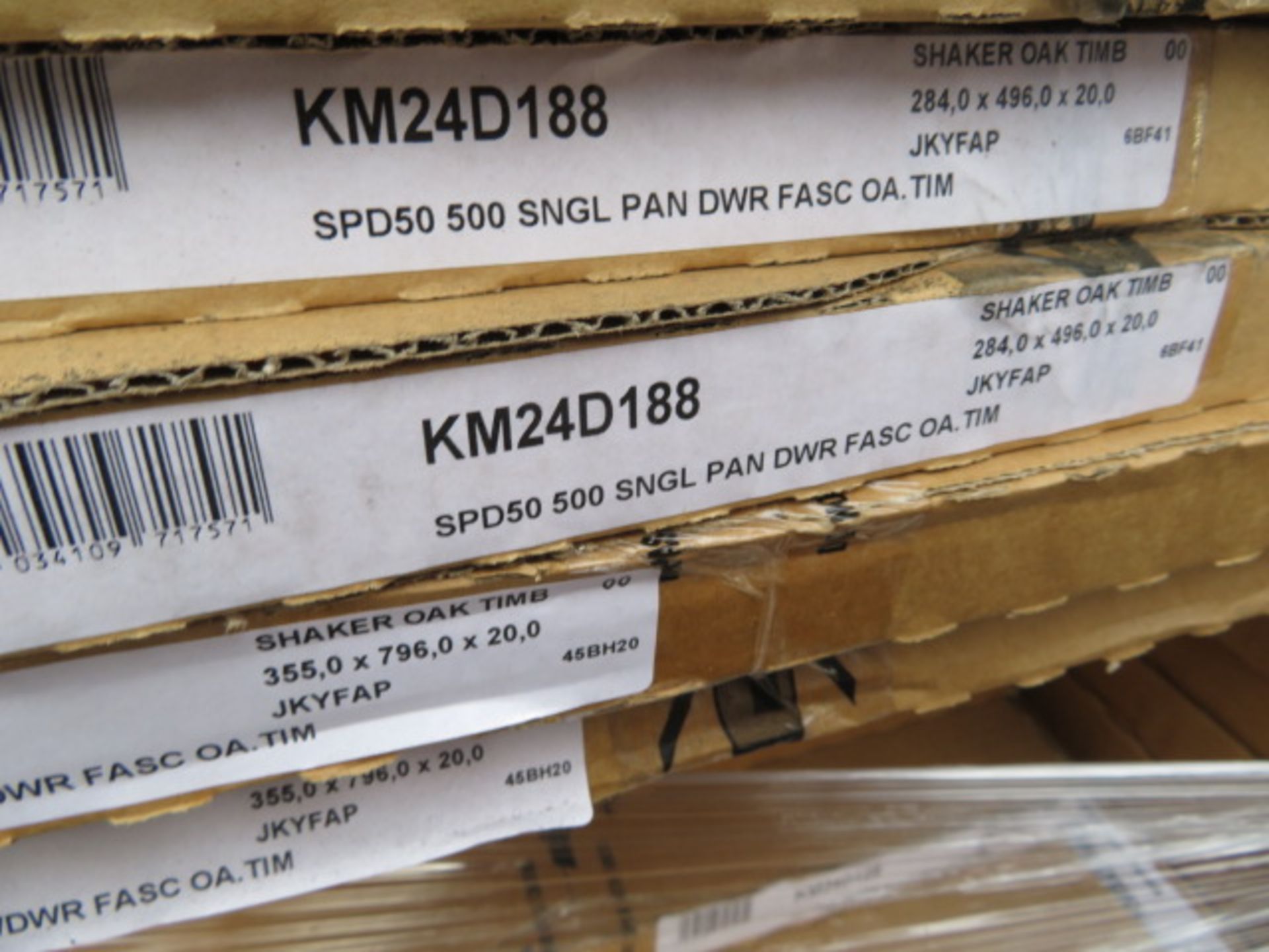 (K12) LARGE PALLET TO CONTAIN APPROX. 85 ITEMS OF KITCHEN STOCK TO INCLUDE: SHAKER OAK 500MM, ... - Image 4 of 5