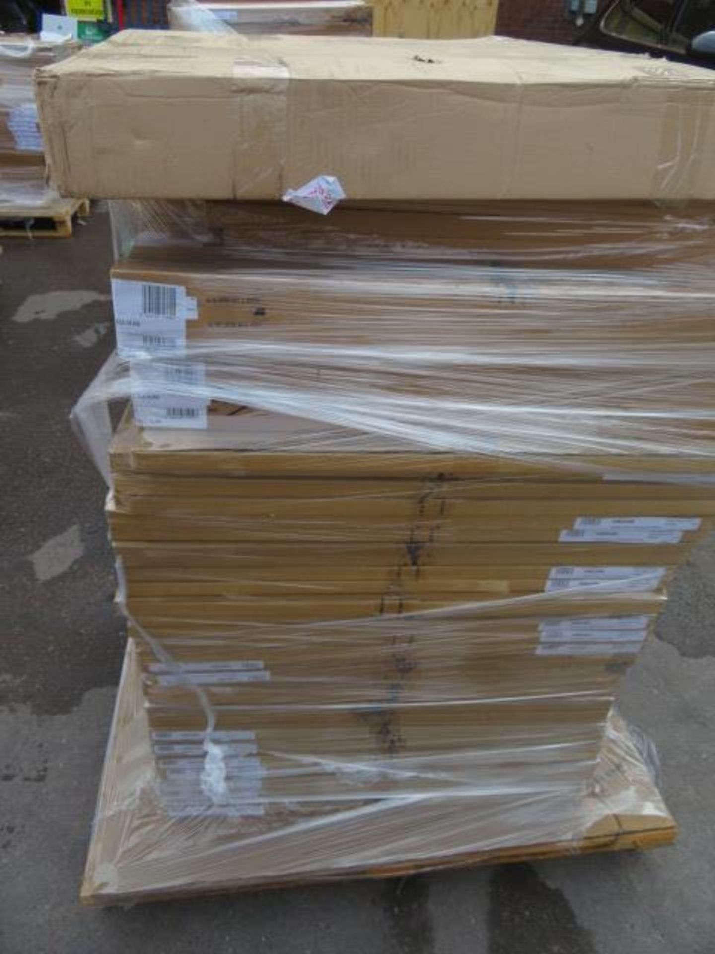 (K3) LARGE PALLET TO CONTAIN APPROX. 56 ITEMS OF KITCHEN STOCK TO INCLUDE: 300MM BASE CABINET,... - Image 5 of 5