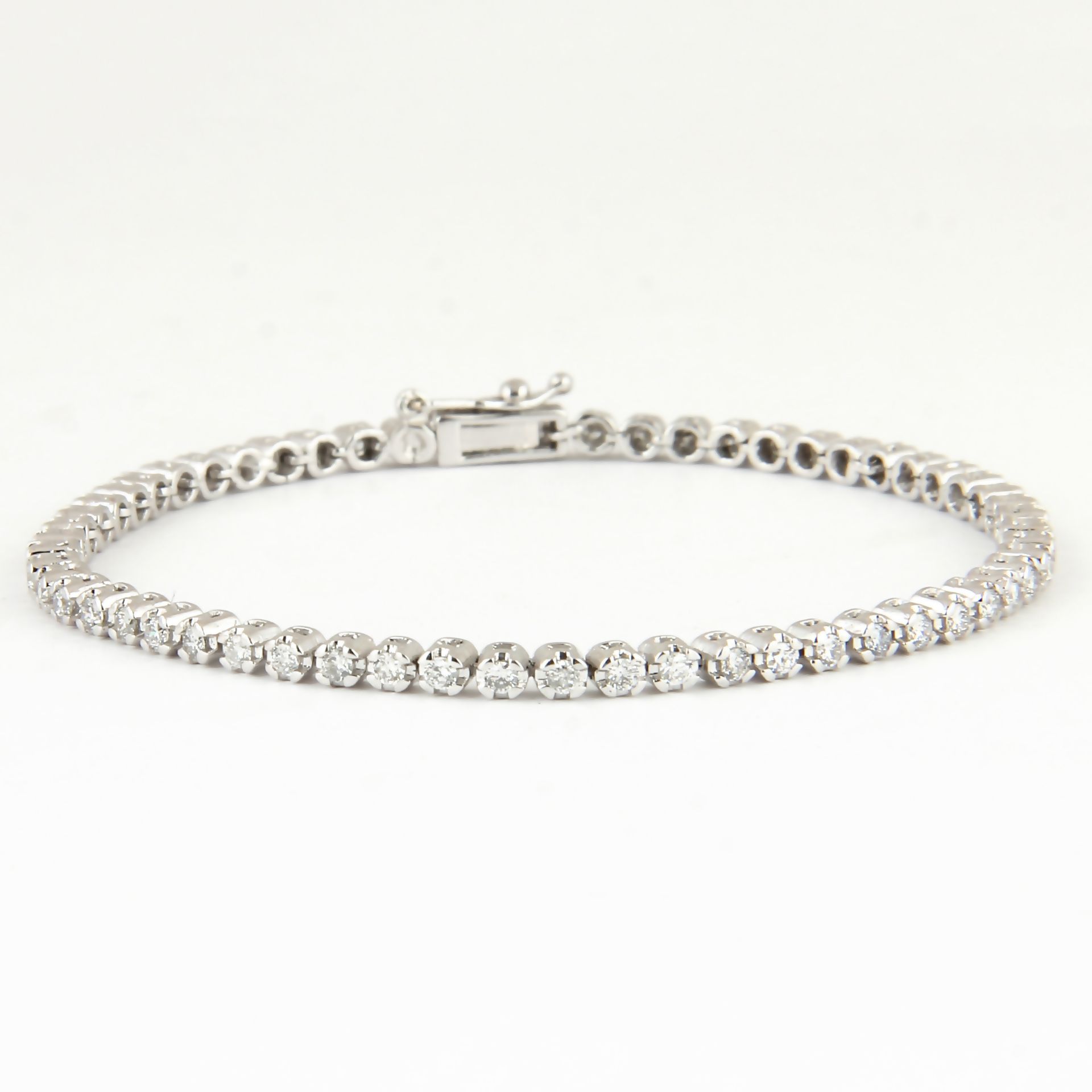 14 K / 585 White Gold Tennis Bracelet with Diamonds