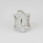 14 K / 585 White Gold Designer Diamond Ring