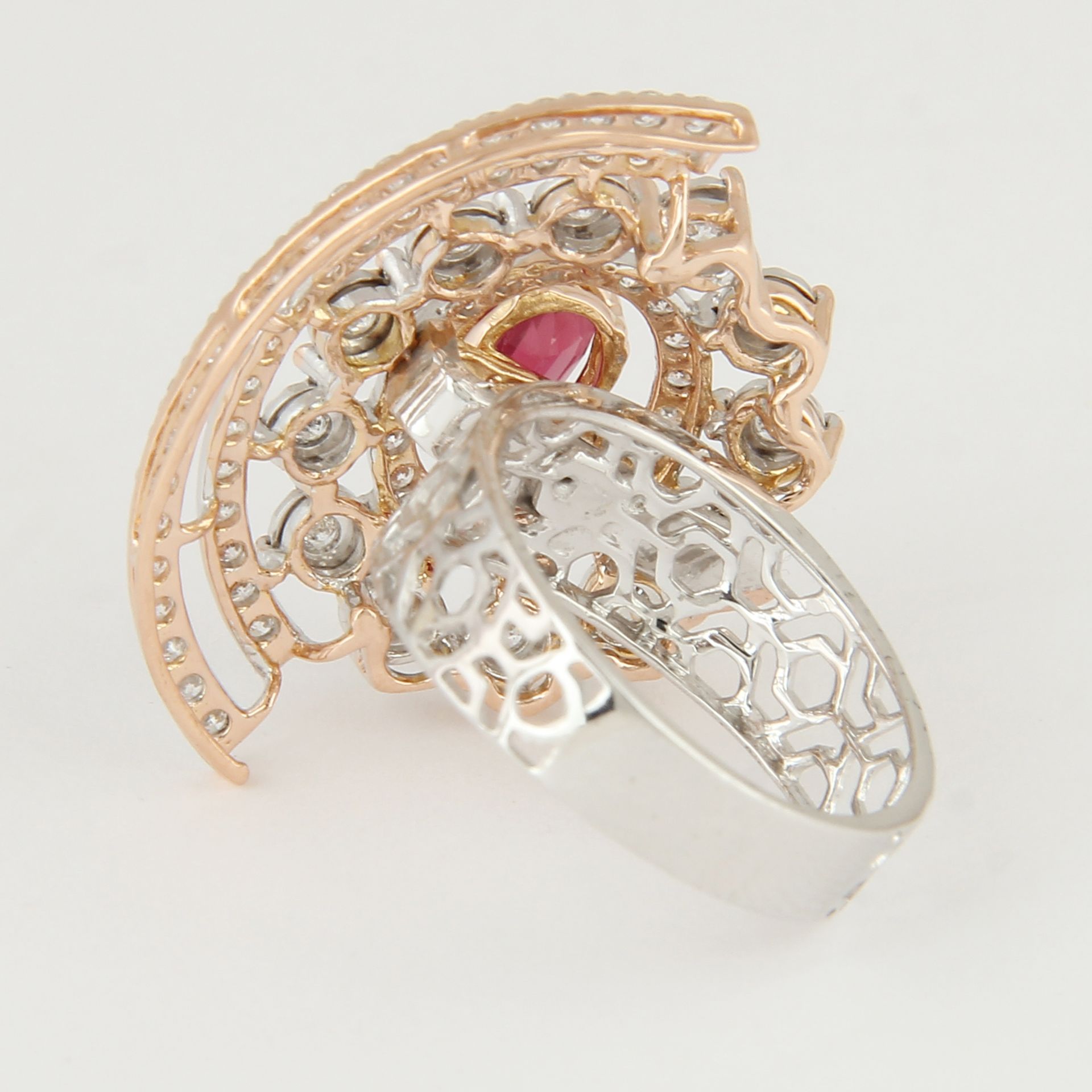 14 K / 585 White Gold & Rose Gold Ruby (GIA Certified) & Diamond Ring - Image 4 of 4