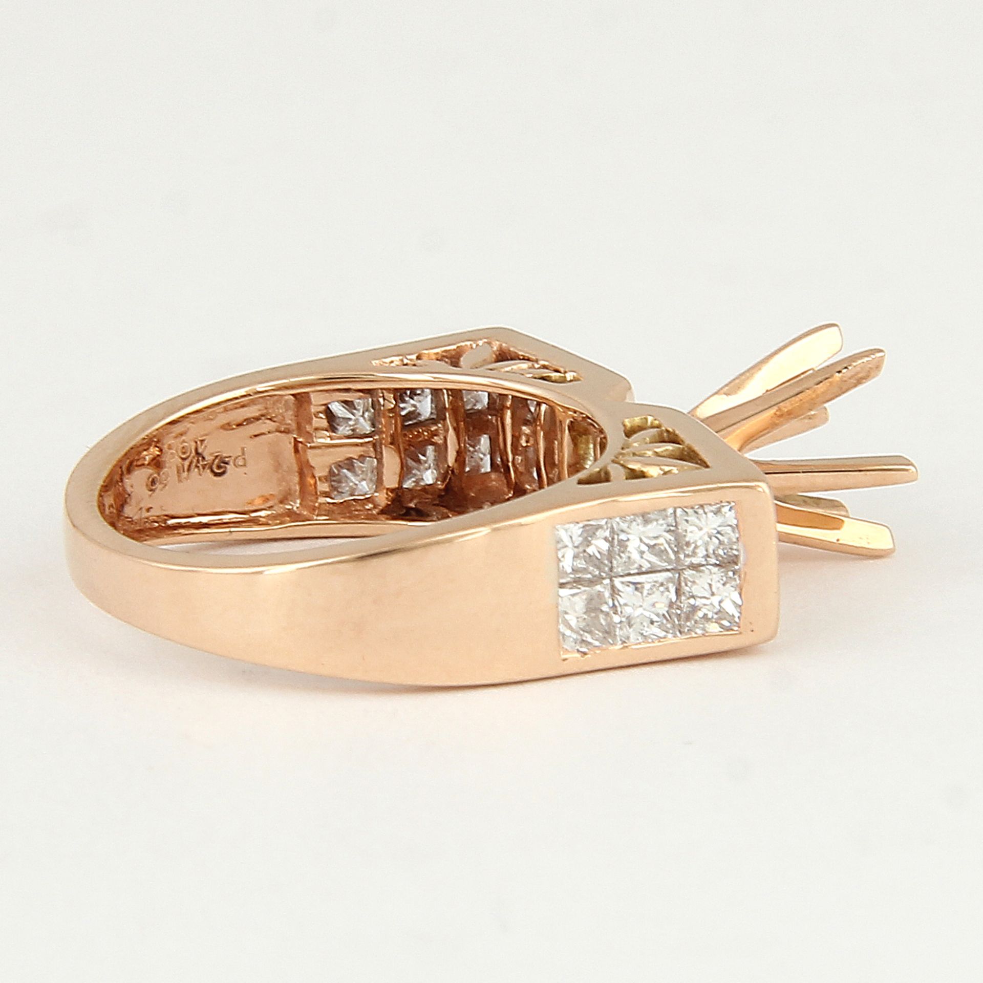 14 K / 585 Rose Gold Diamond Ring - Centre Stone Unmounted - Image 4 of 5