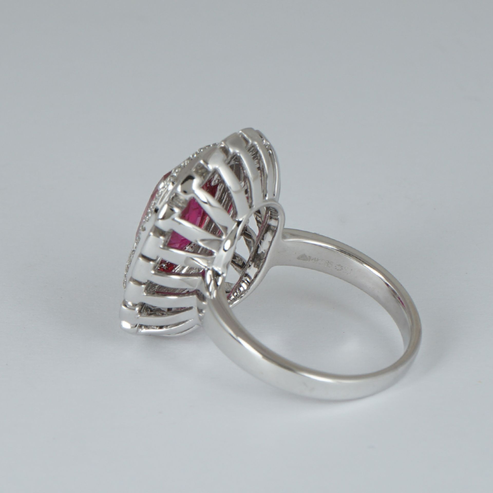 14 K / 585 White Gold Ruby (GIA Certified) & Diamond Ring - Image 3 of 5