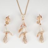 14 K / 585 Rose Gold Diamond & Mother of Pearl Pendant Necklace Set