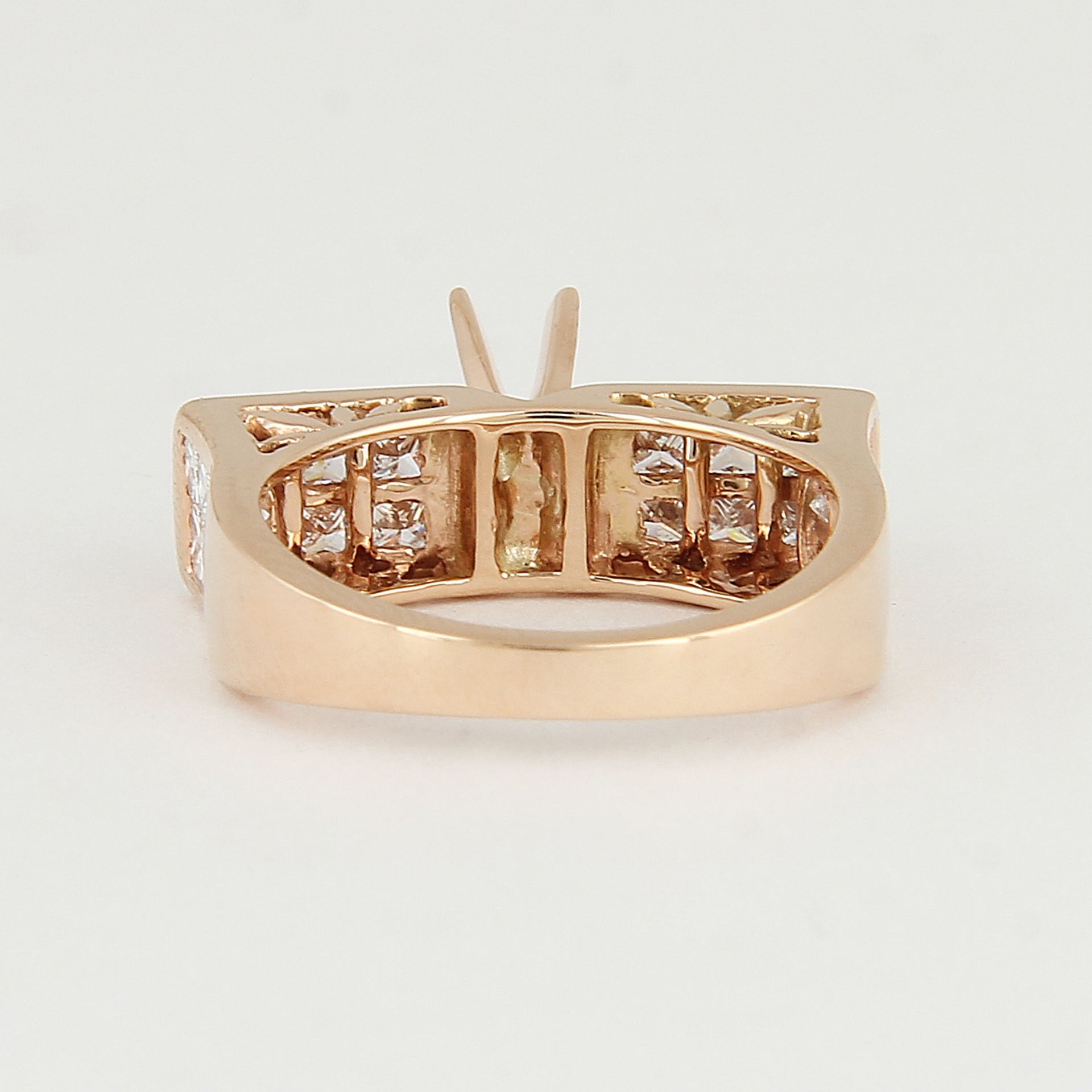 14 K / 585 Rose Gold Diamond Ring - Centre Stone Unmounted - Image 5 of 5