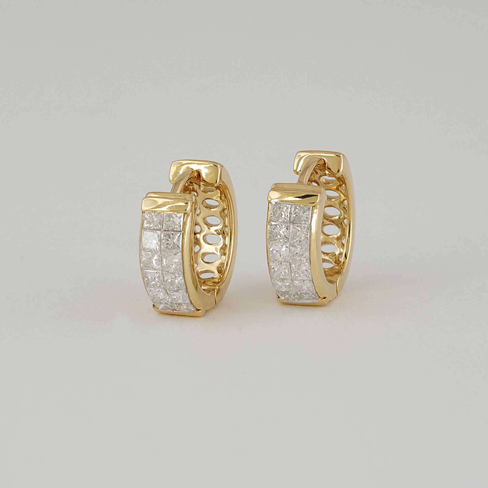 14 K / 585 Yellow Gold Diamond Hoop Earrings - Image 2 of 5