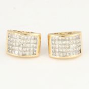 14 K / 585 Yellow Gold Diamond Earring Studs